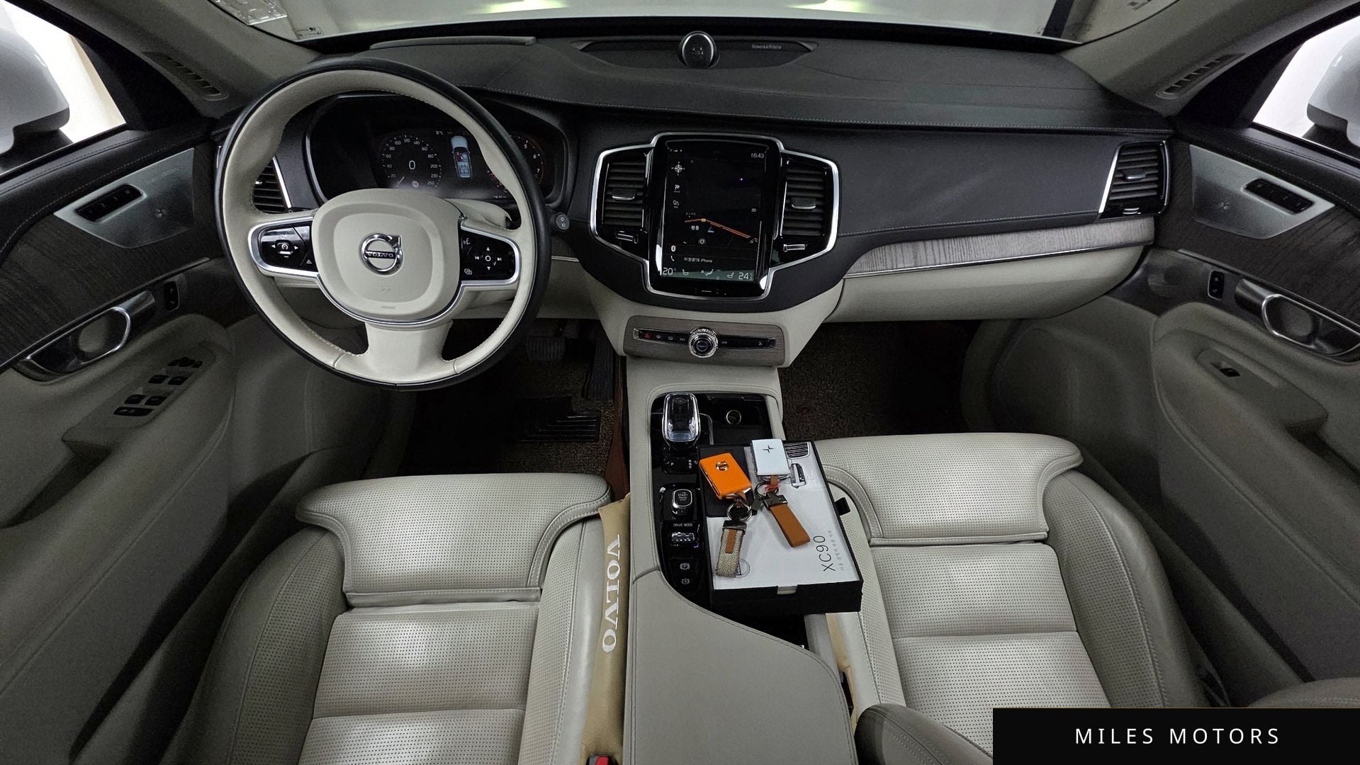 Volvo XC90 2021 — миниатюра 8