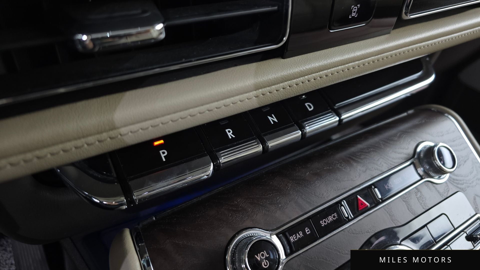 Lincoln Aviator 2021 — миниатюра 9