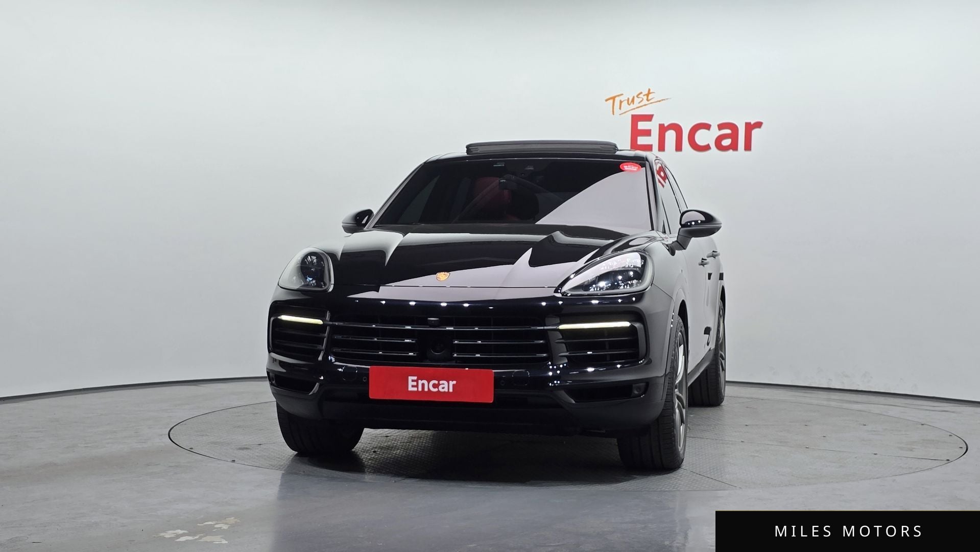 Porsche Cayenne 2021 — миниатюра 3