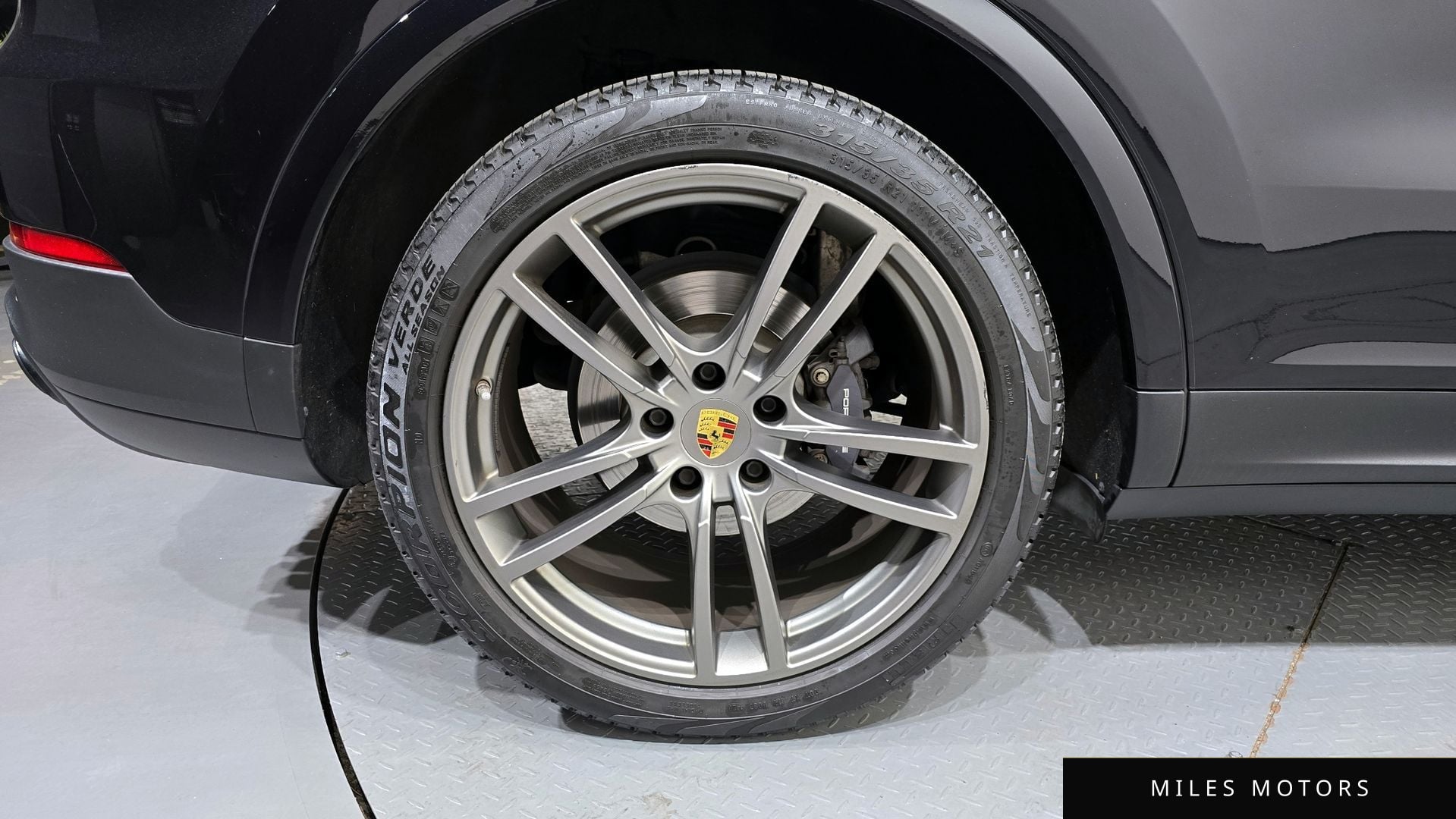 Porsche Cayenne 2021 — миниатюра 5
