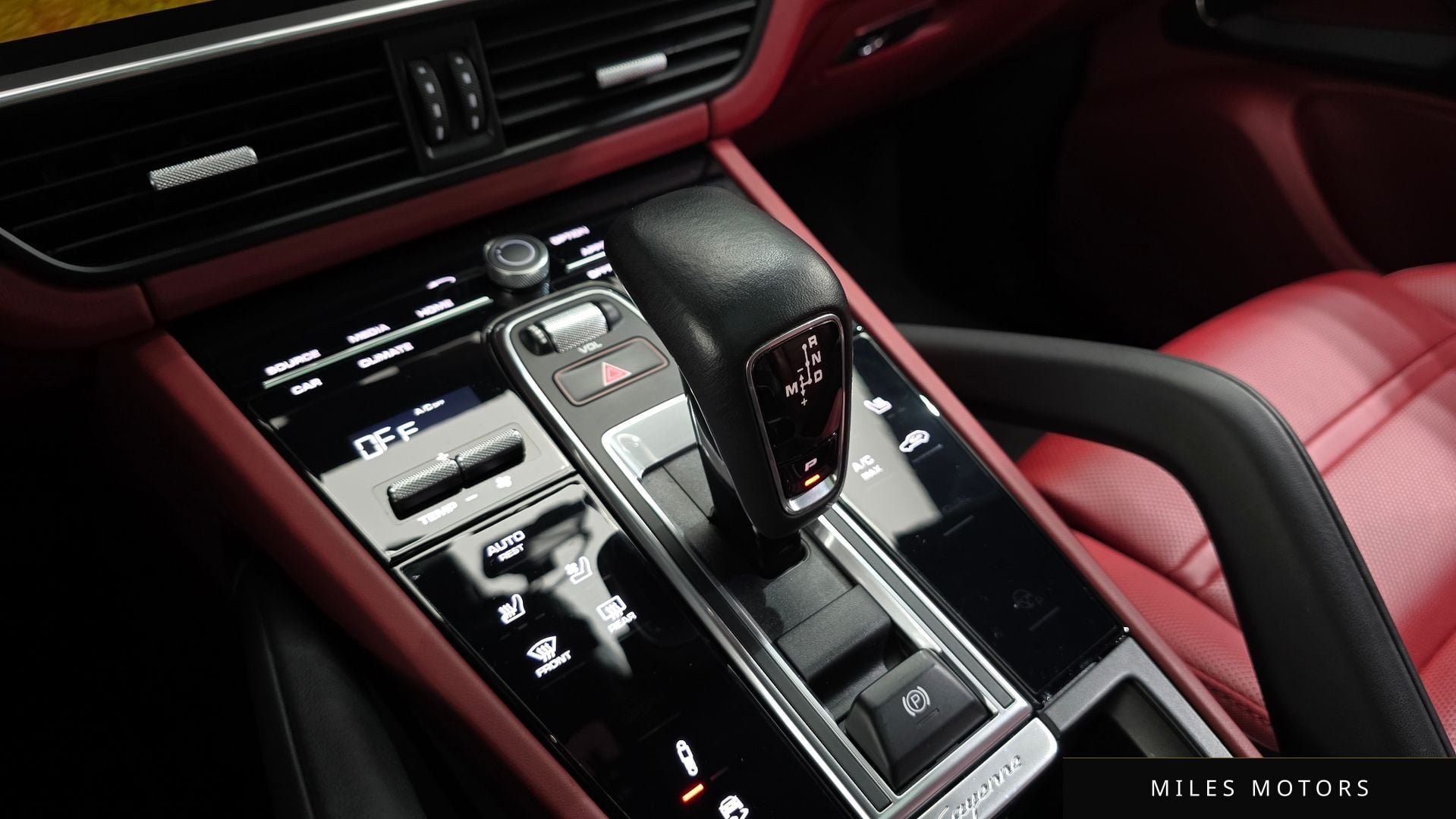 Porsche Cayenne 2021 — миниатюра 9