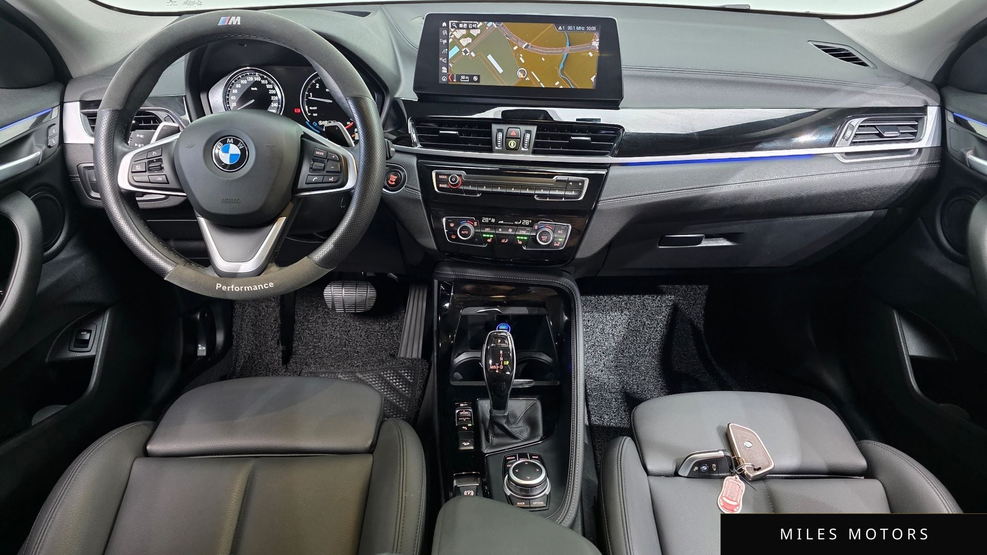 BMW X2 (F39) 2022 — миниатюра 7