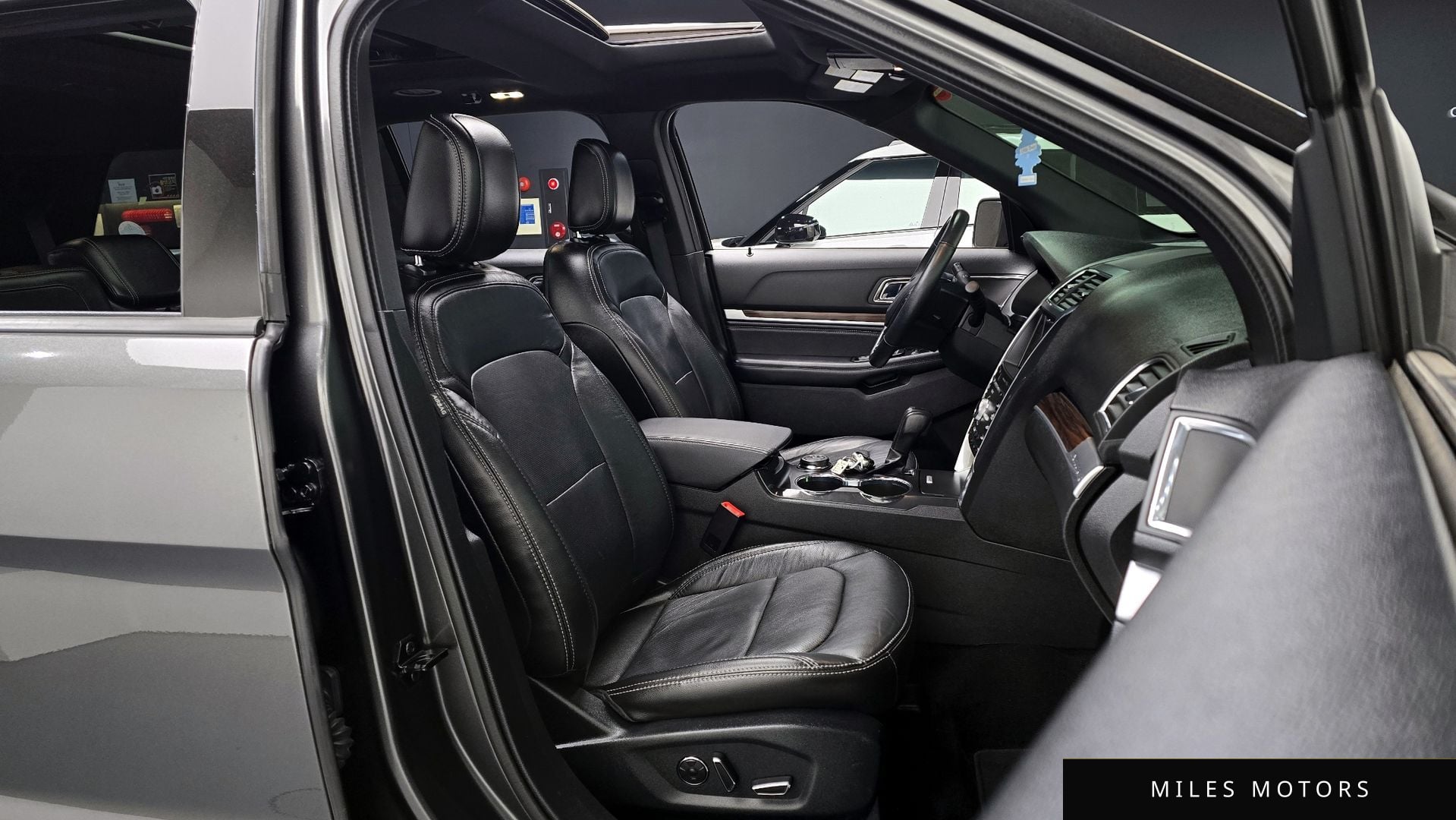 Ford Explorer 2018 — миниатюра 10