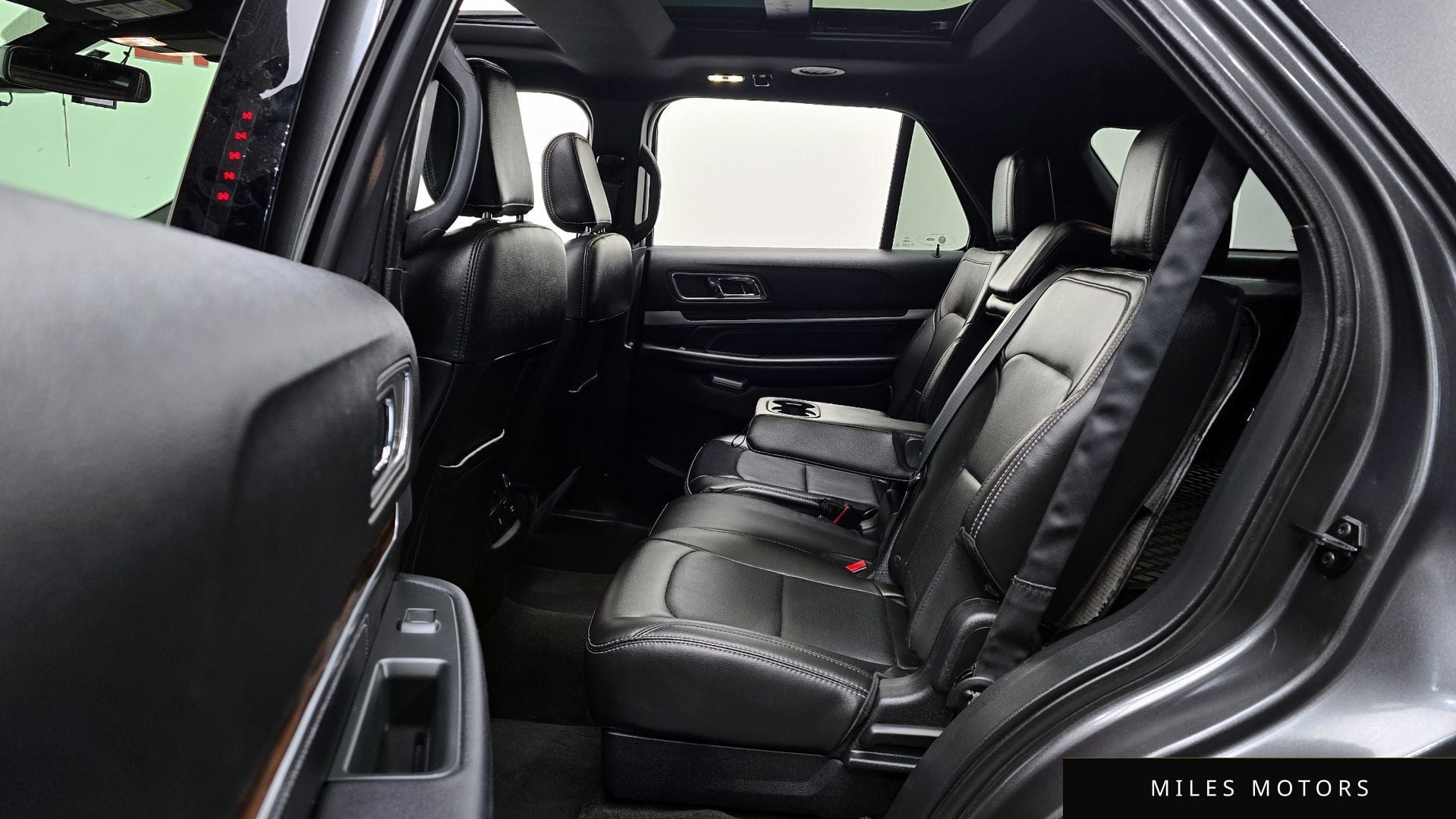 Ford Explorer 2018 — миниатюра 12