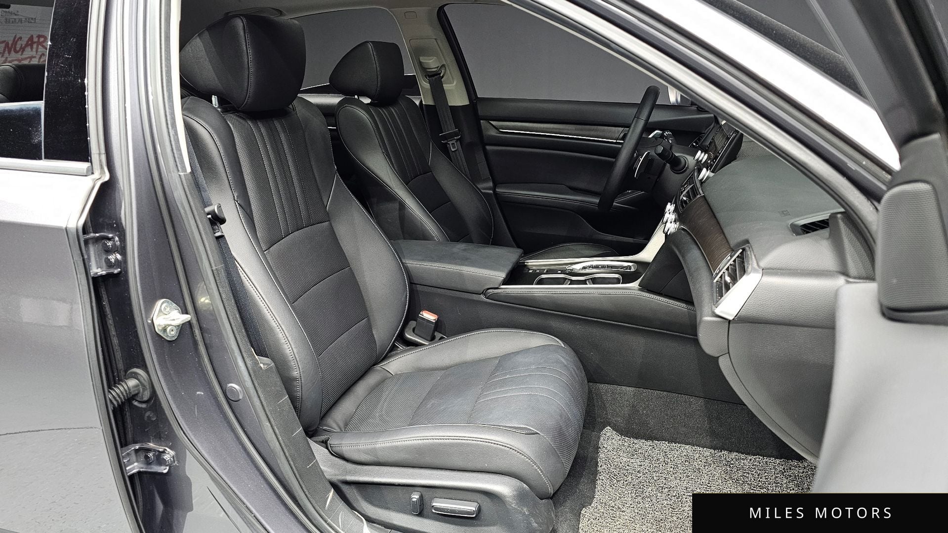 Honda Accord 2019 — миниатюра 10