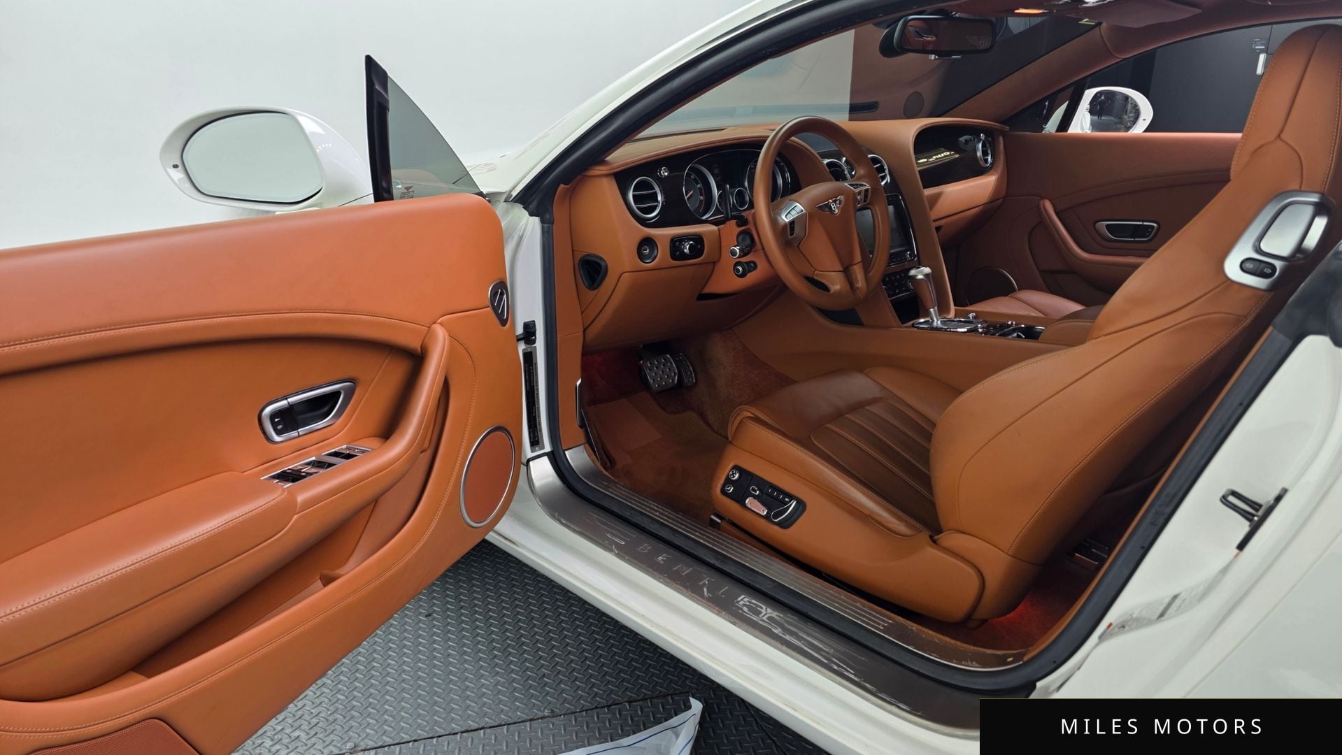 Bentley 컨티넨탈 GT 2015 — миниатюра 10