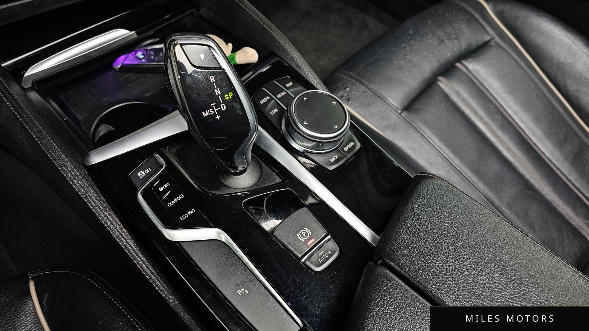 BMW 5 Series (G30) 2018 — миниатюра 9