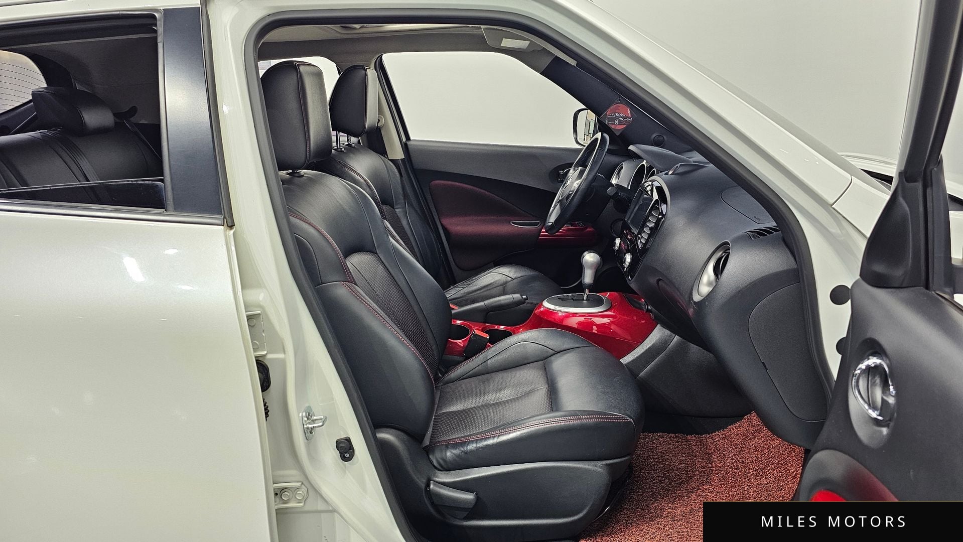 Nissan Juke 2016 — миниатюра 10