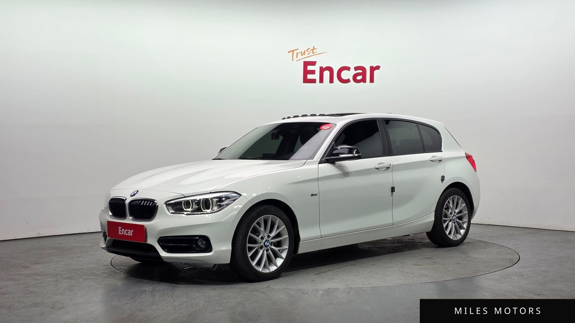 BMW 1 Series (F20) 2016 — фото 1 из 12