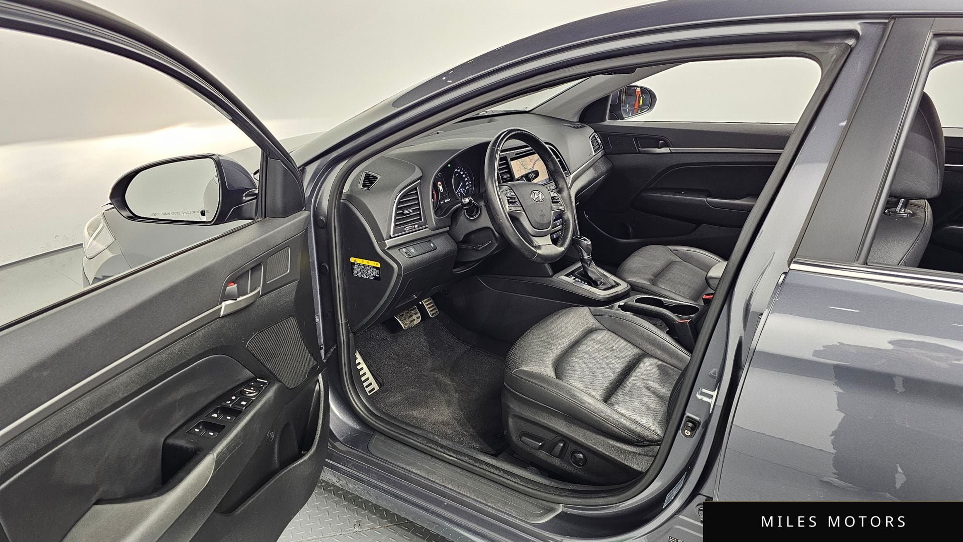 Hyundai AVANTE 2016 — миниатюра 11
