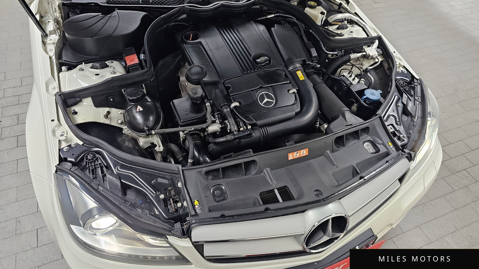 Mercedes-Benz C-Class W204 2012 — миниатюра 6