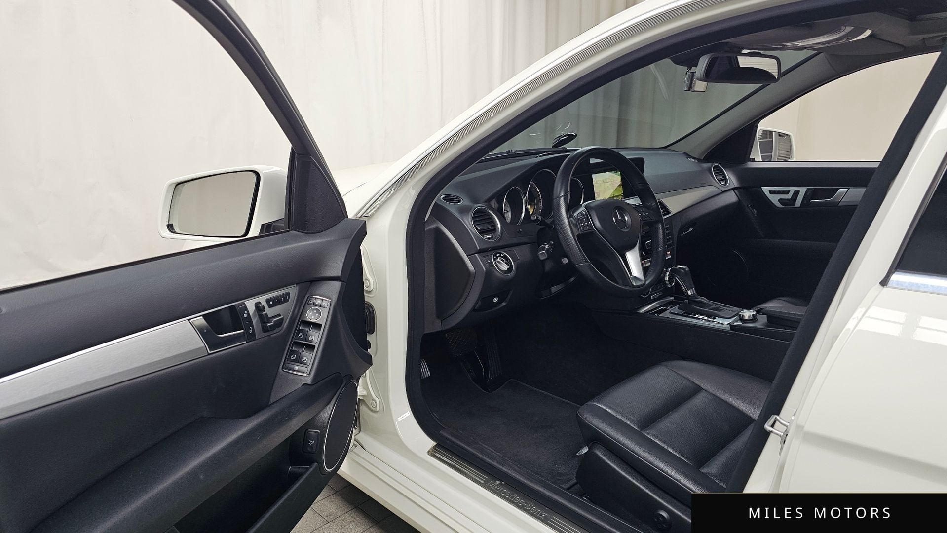Mercedes-Benz C-Class W204 2012 — миниатюра 10
