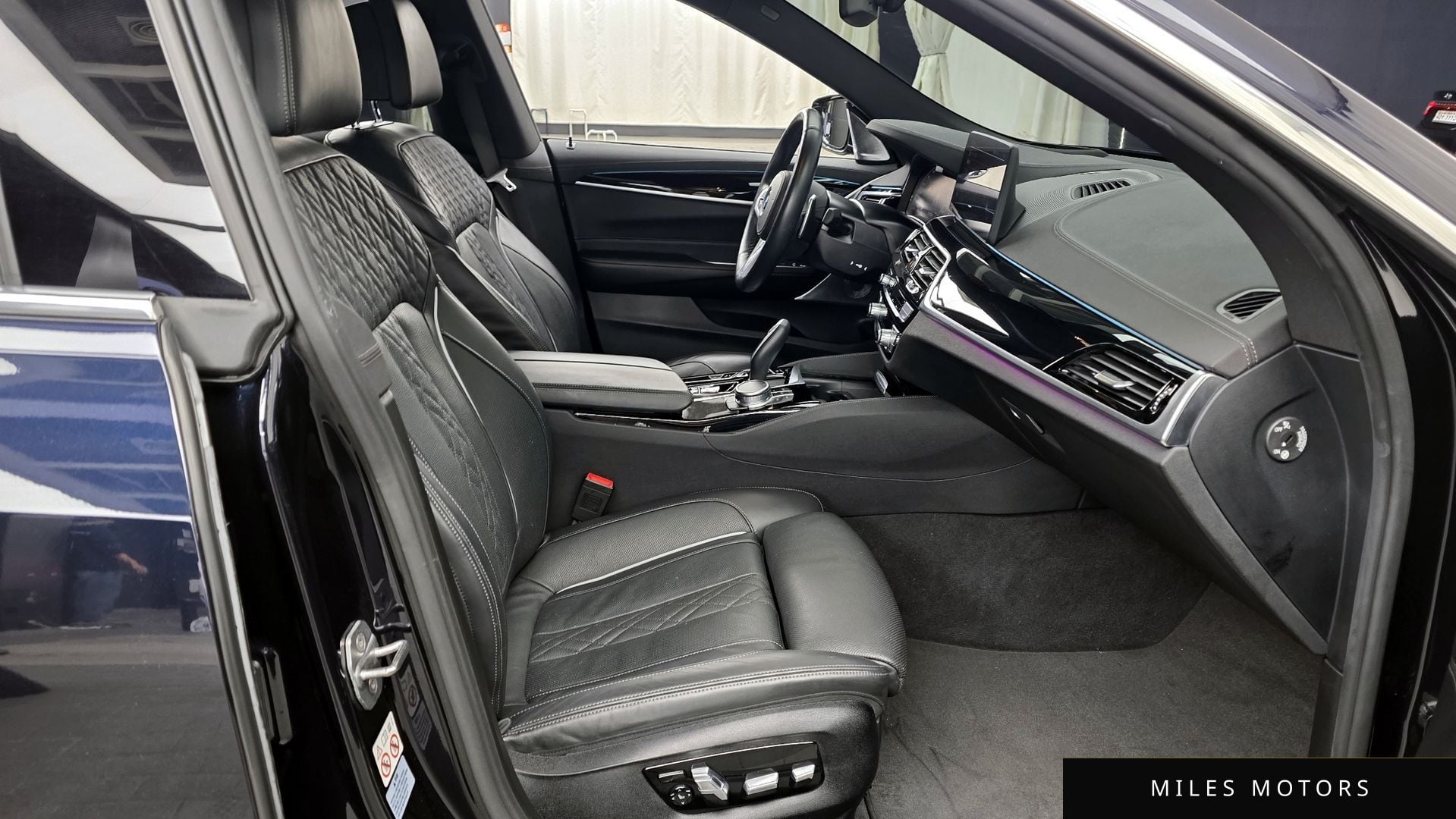 BMW 6 Series GT (G32) 2022 — миниатюра 11