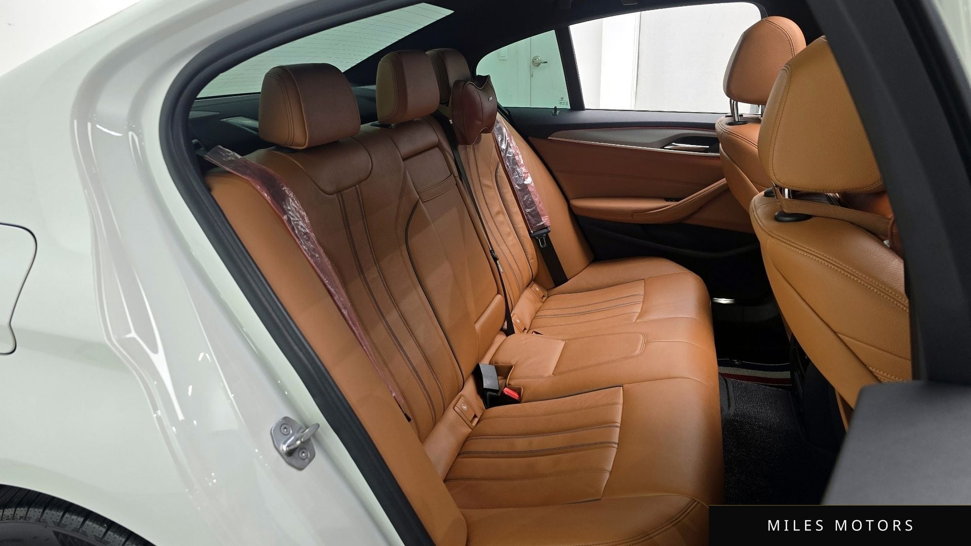 BMW 5 Series (G30) 2018 — миниатюра 12