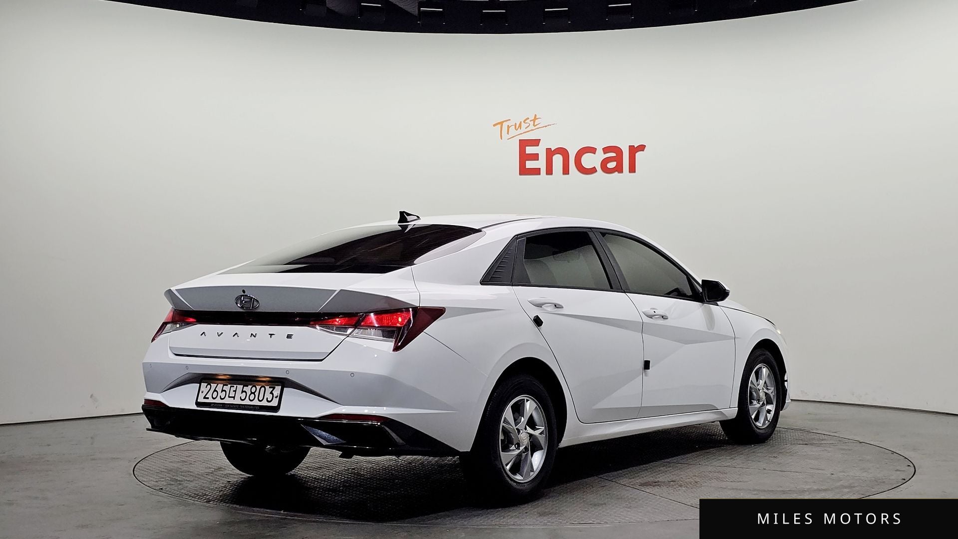 Hyundai AVANTE 2021 — миниатюра 2