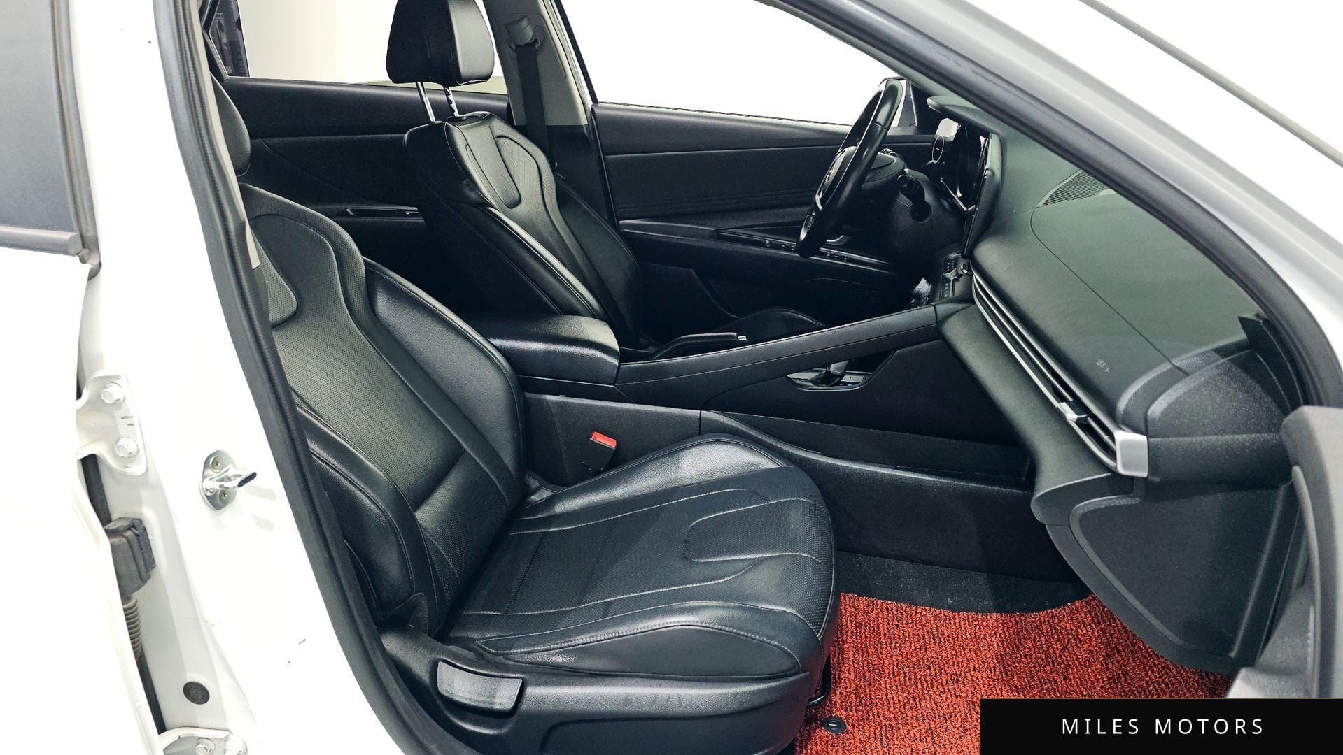 Hyundai AVANTE 2021 — миниатюра 12