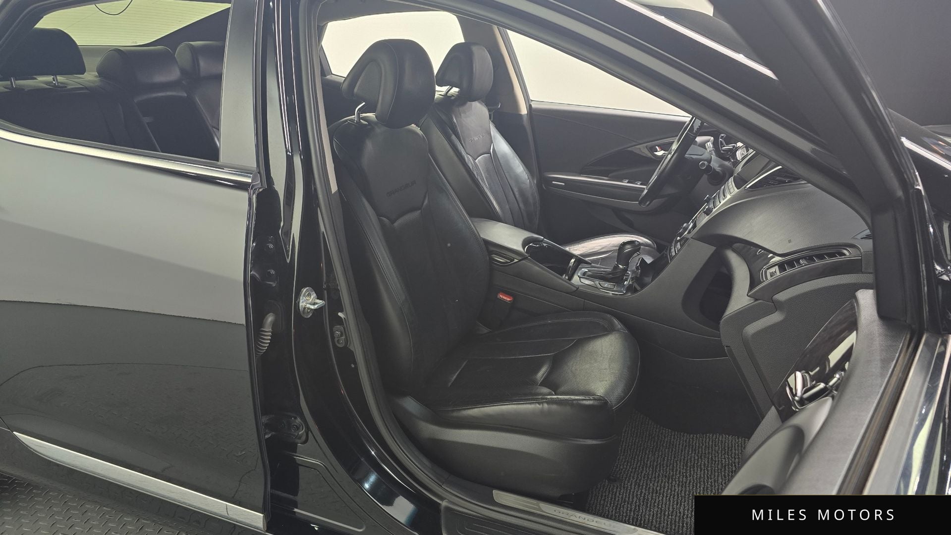 Hyundai Grandeur 2016 — миниатюра 12