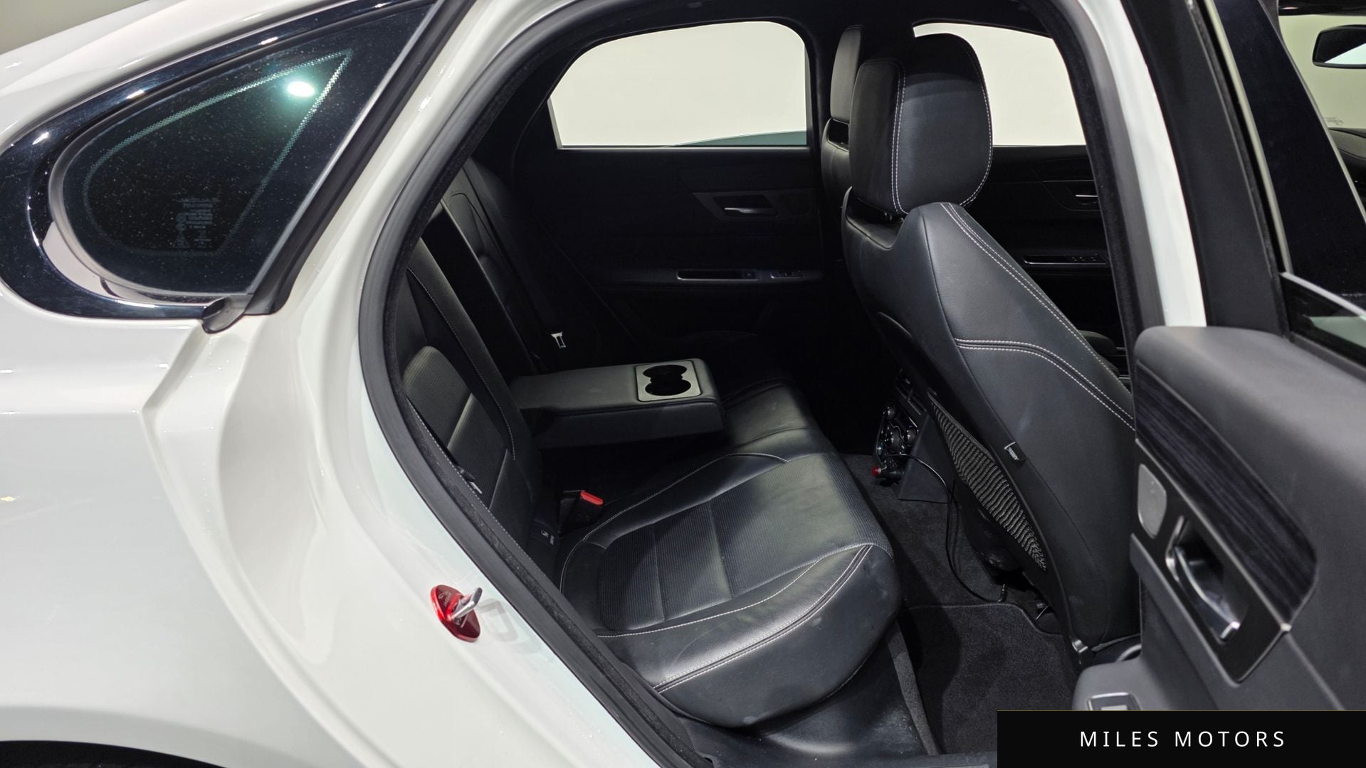 Jaguar XF (X260) 2017 — миниатюра 12