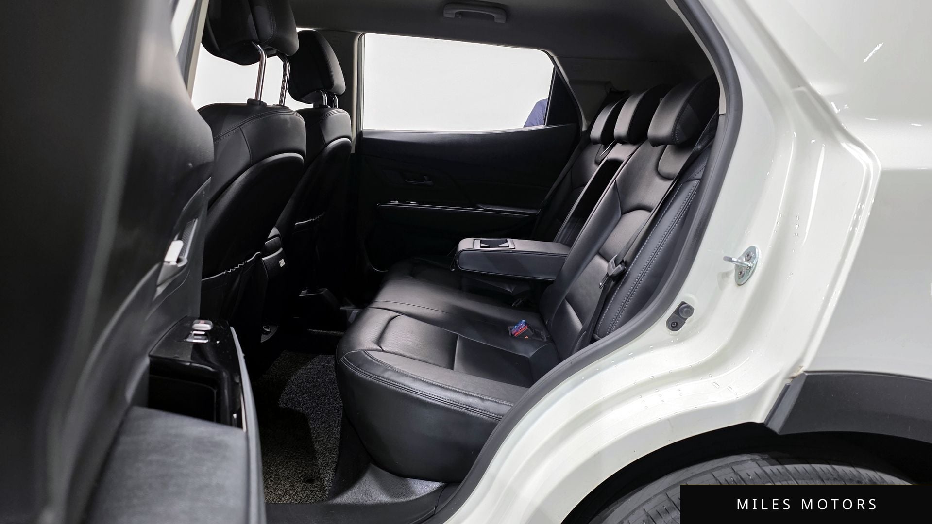 KG Mobility Beautiful Korando 2021 — миниатюра 12