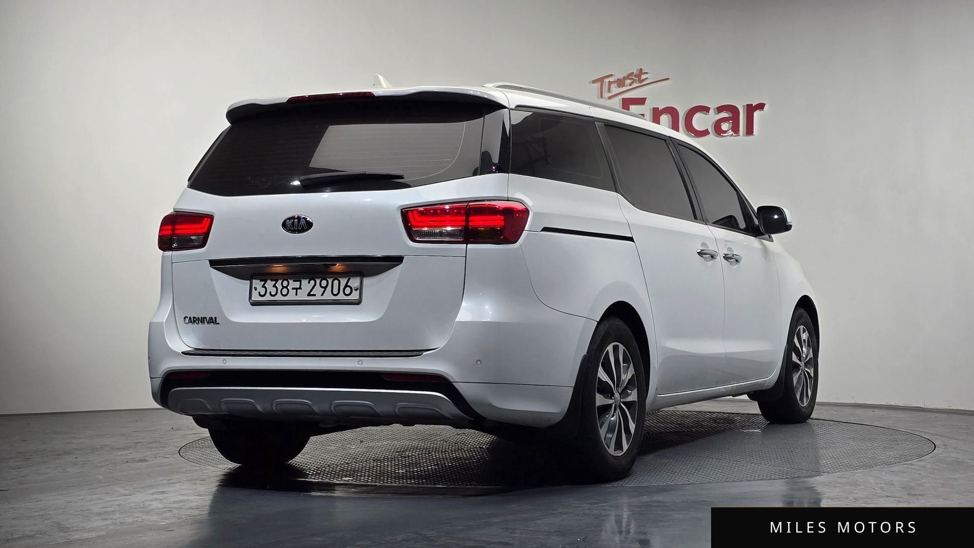 Kia Canival 2018 — миниатюра 2