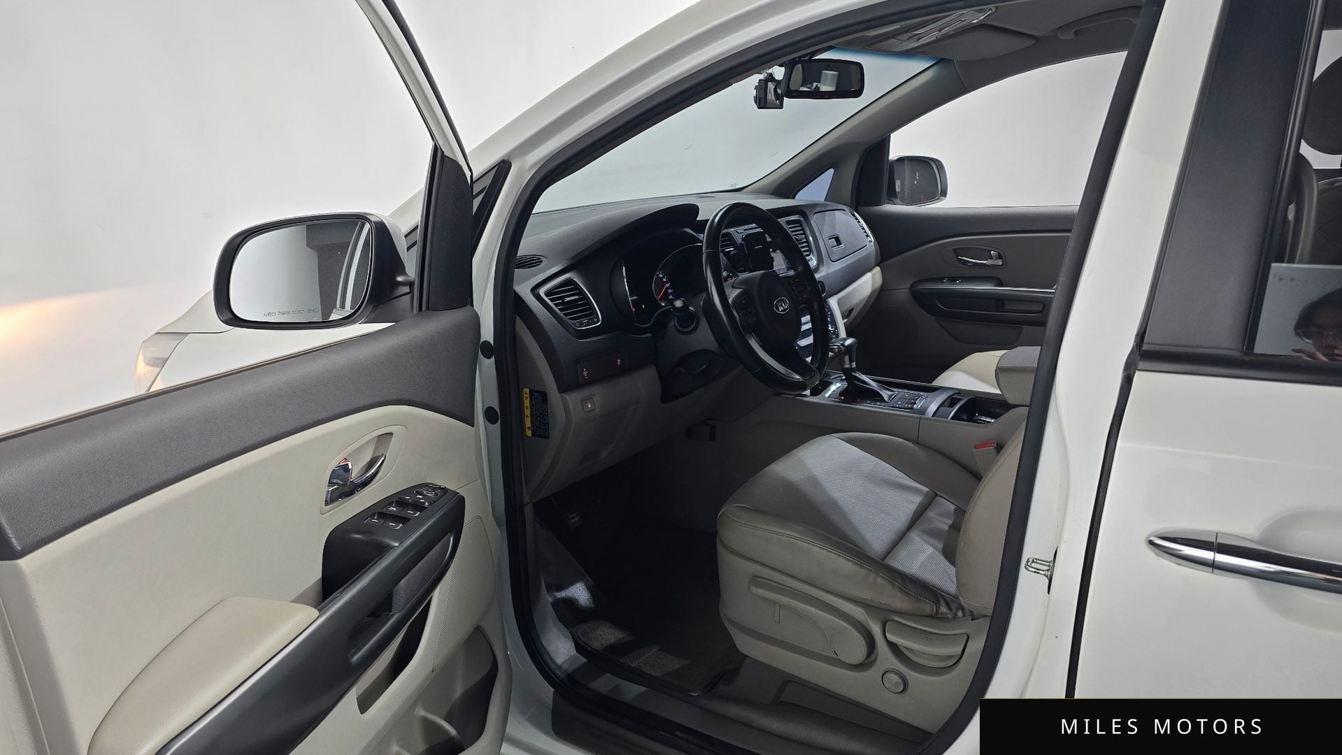 Kia Canival 2018 — миниатюра 10