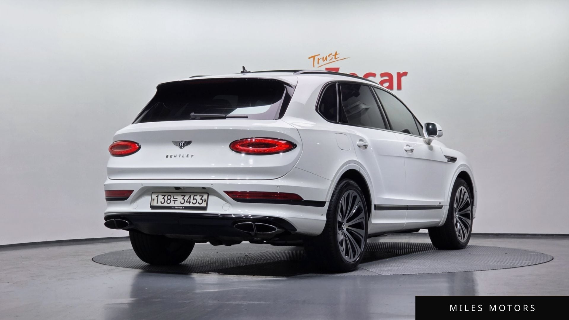 Bentley 벤테이가 2021 — миниатюра 2
