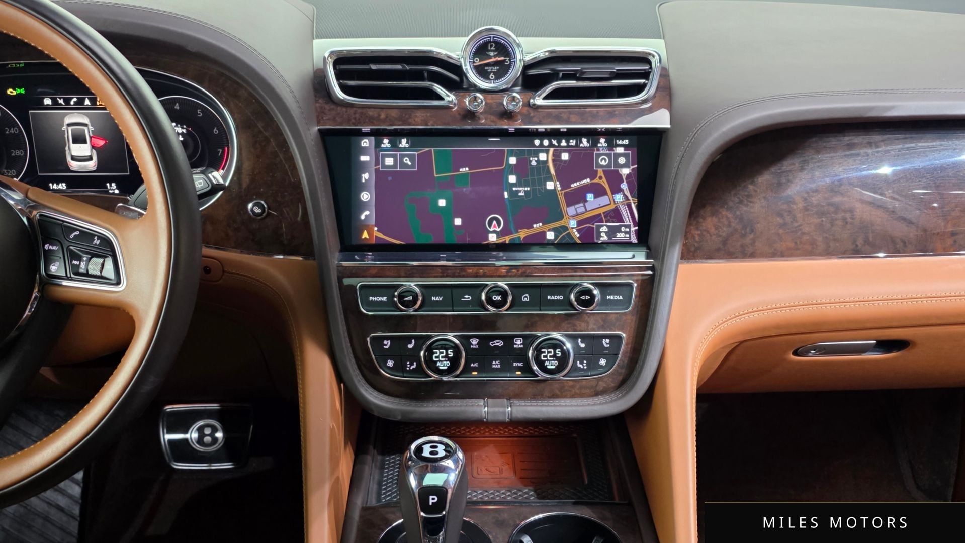 Bentley 벤테이가 2021 — миниатюра 14