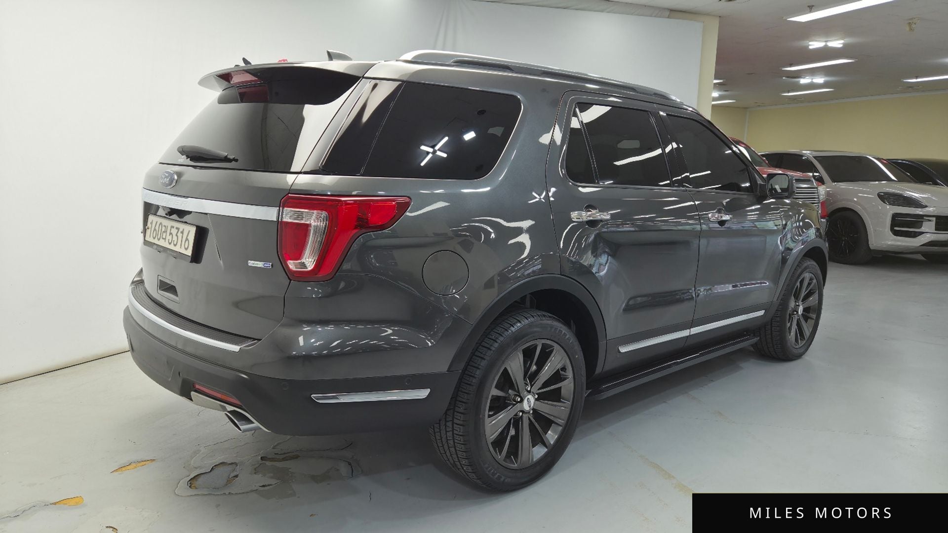 Ford Explorer 2019 — миниатюра 3