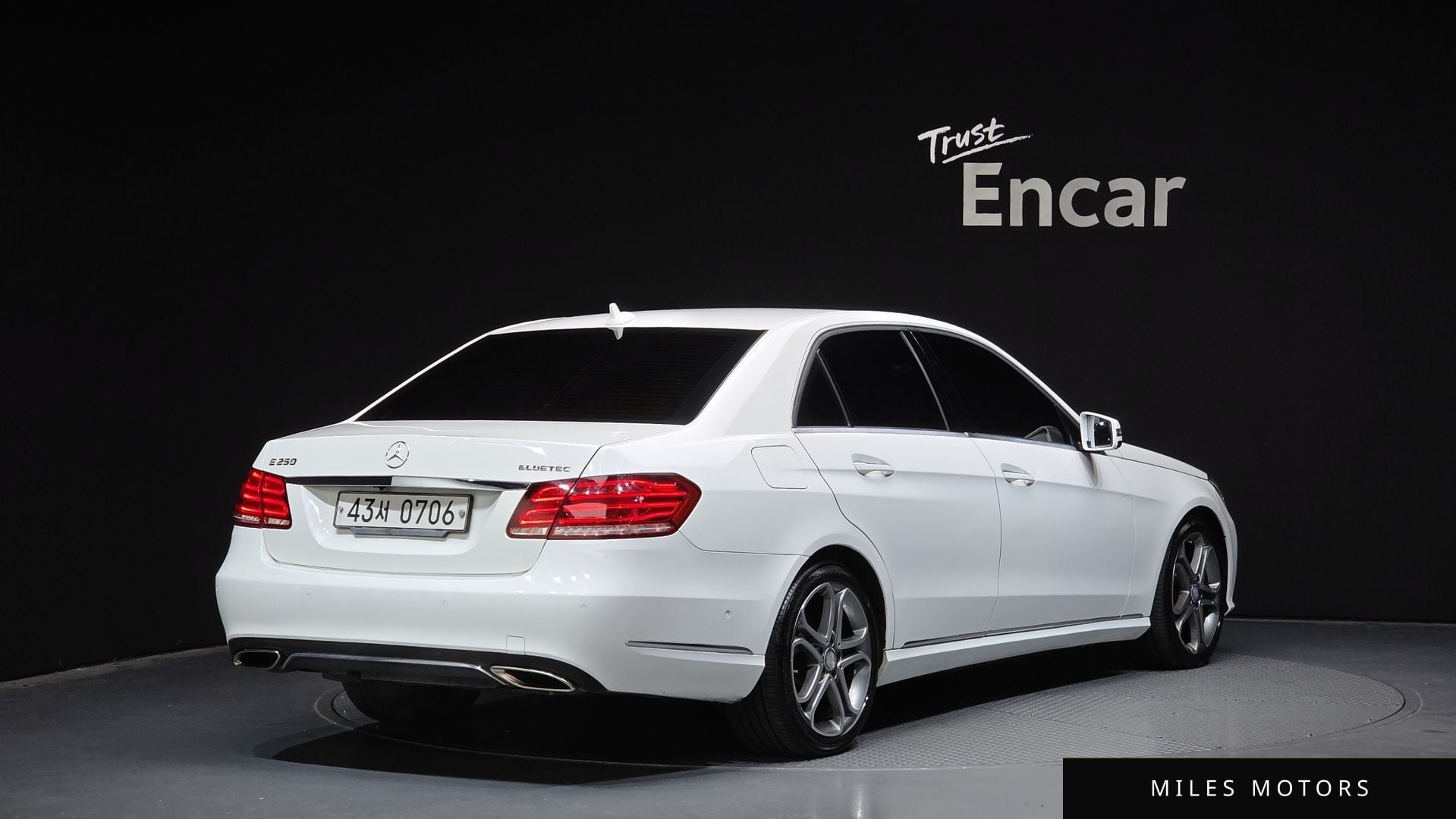Mercedes-Benz E-Class W212 2016 — миниатюра 2