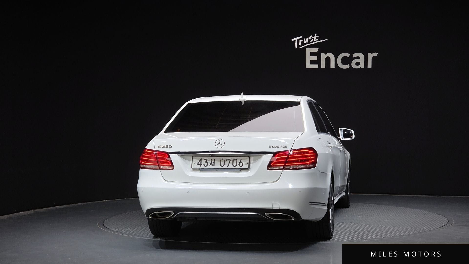 Mercedes-Benz E-Class W212 2016 — миниатюра 4