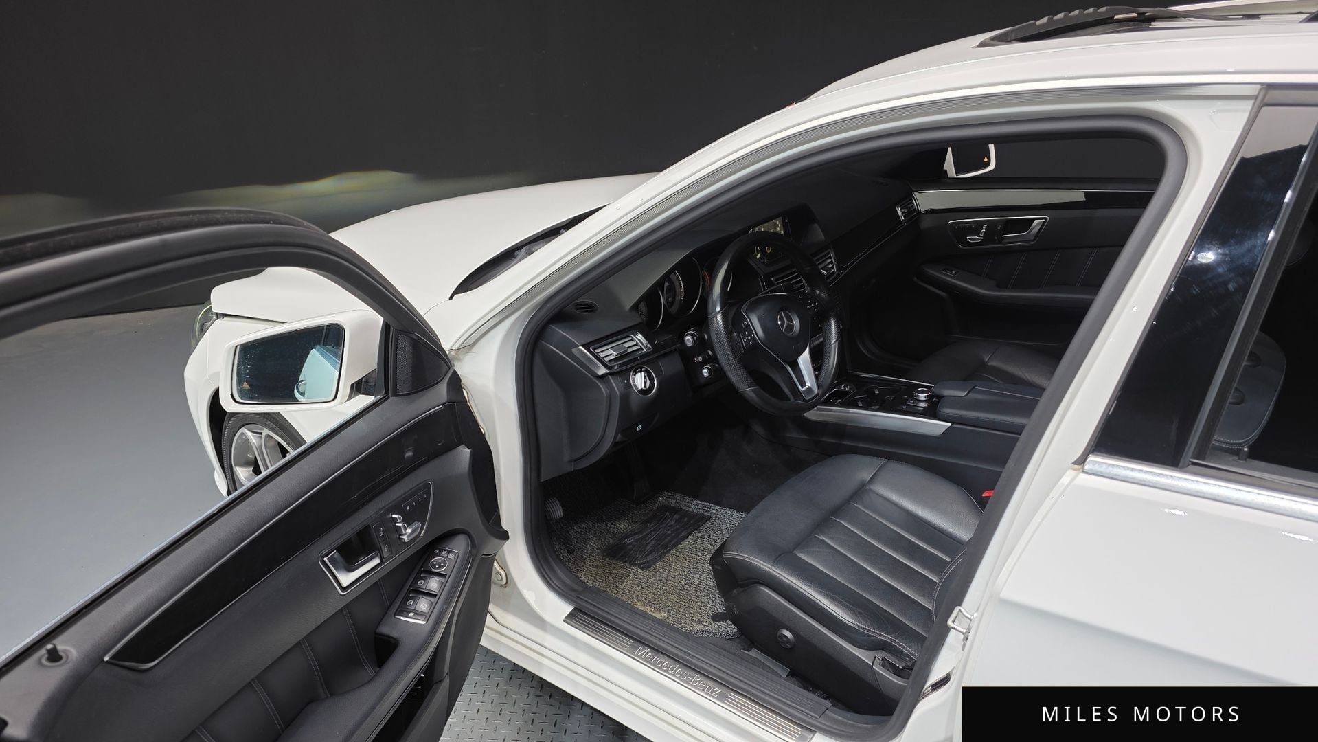 Mercedes-Benz E-Class W212 2016 — миниатюра 10