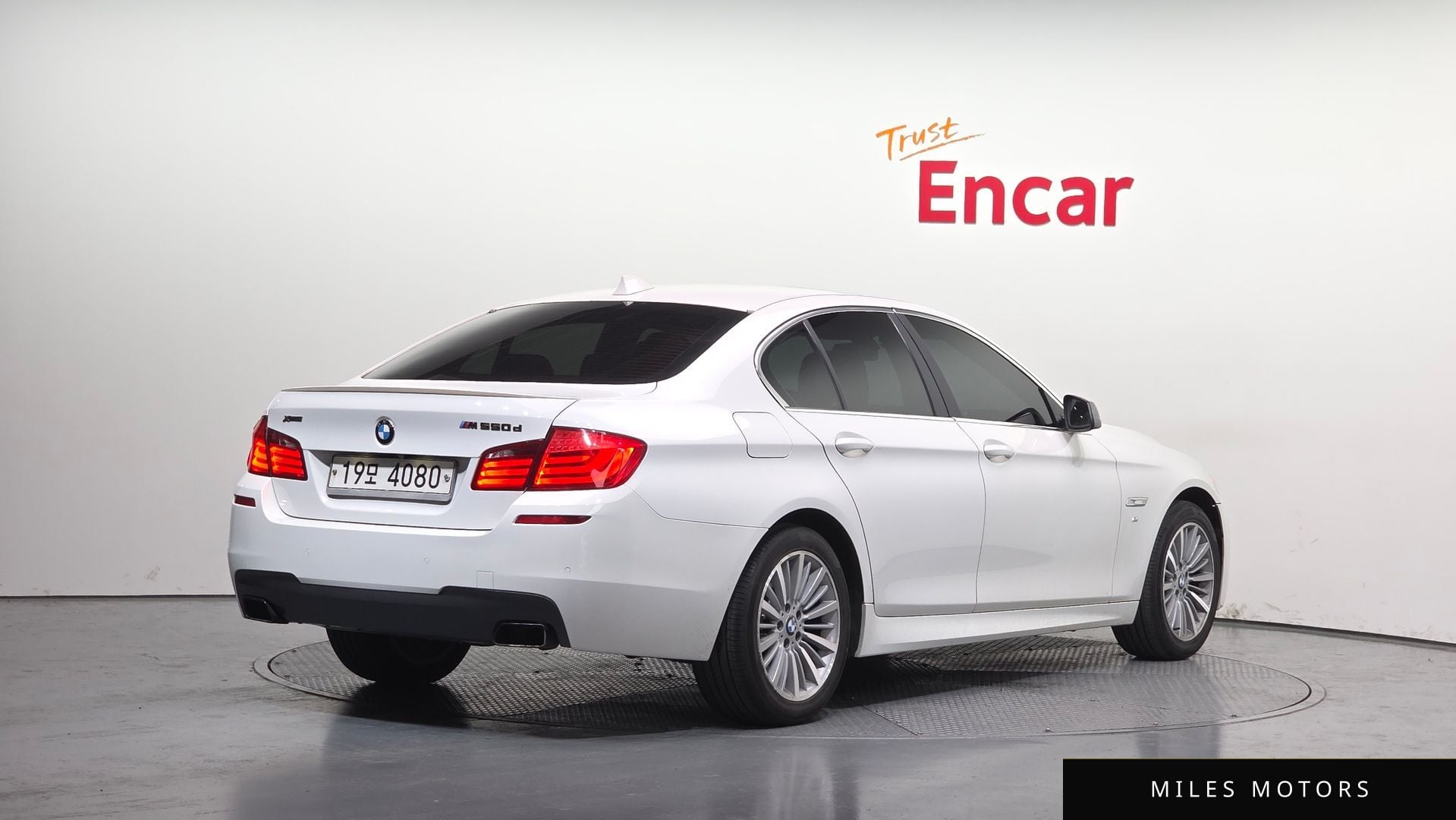 BMW 5 Series (F10) 2013 — миниатюра 2