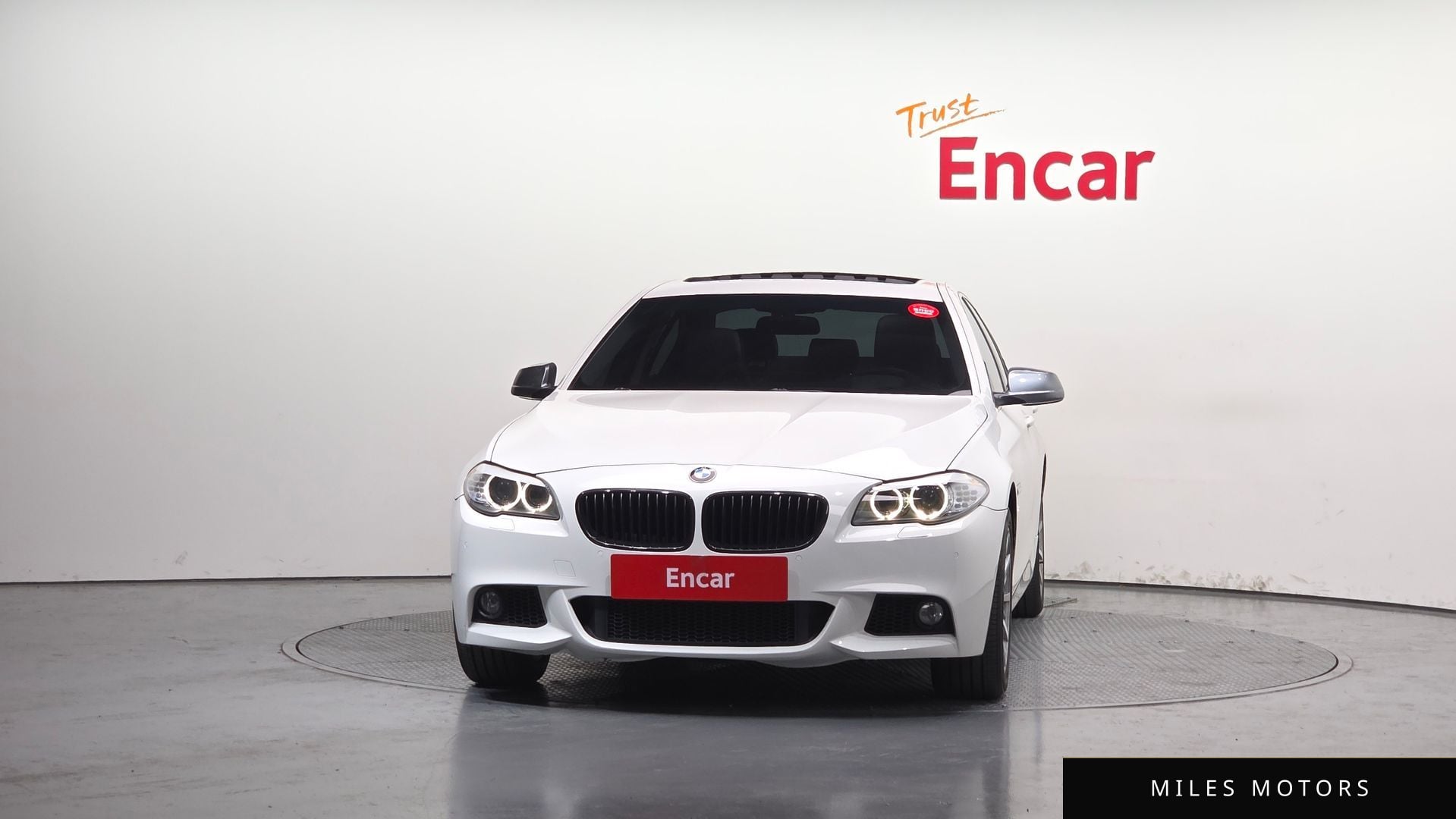 BMW 5 Series (F10) 2013 — миниатюра 3