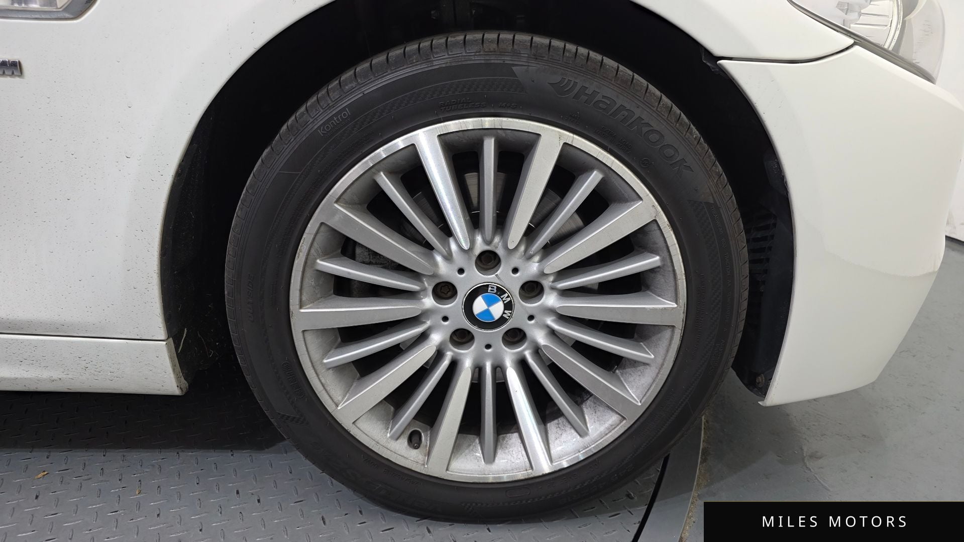BMW 5 Series (F10) 2013 — миниатюра 5