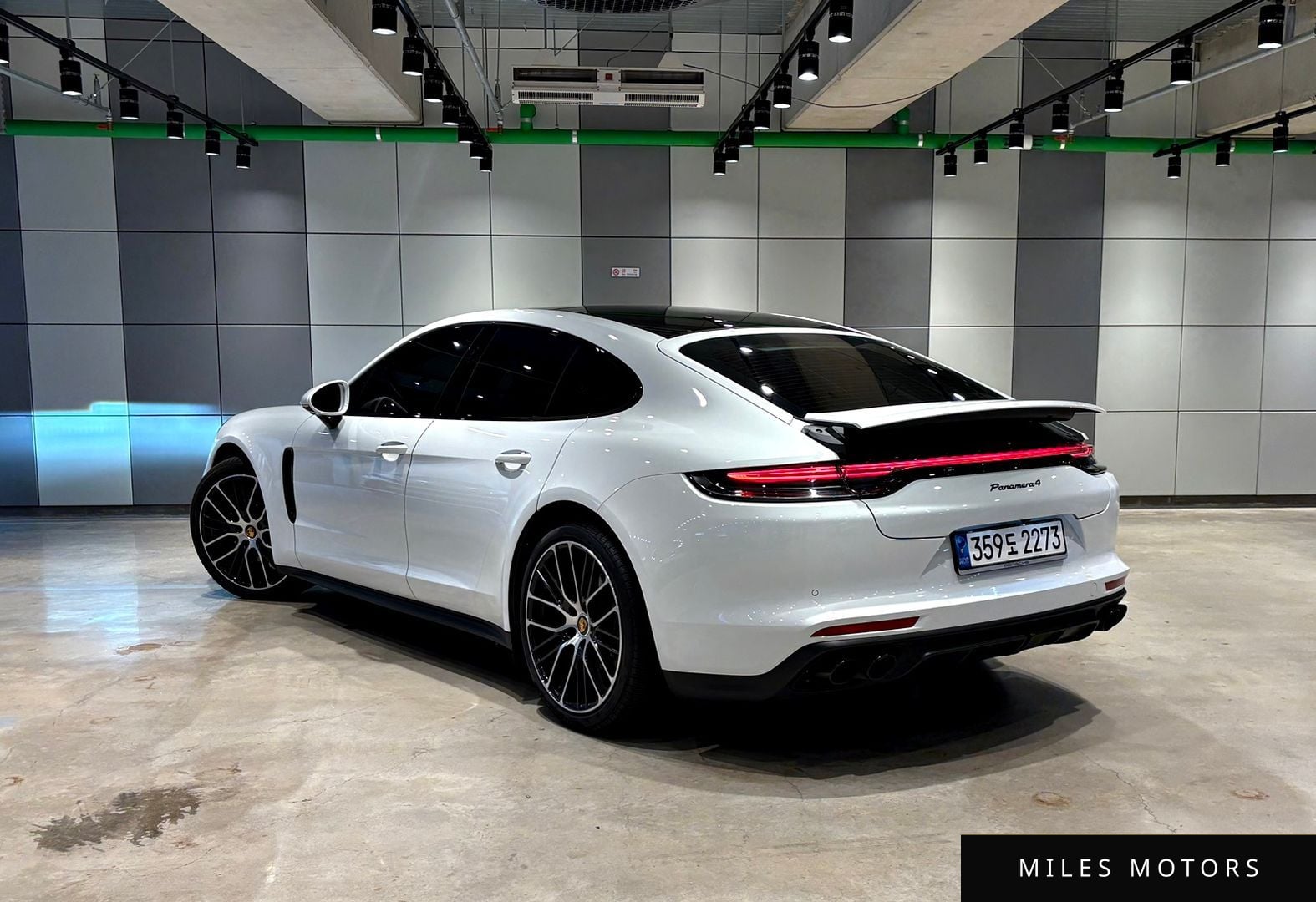 Porsche Panamera 2022 — миниатюра 2