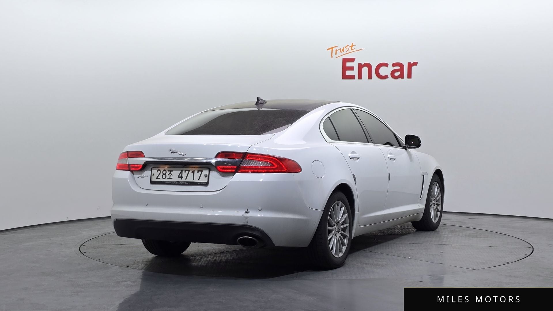 Jaguar New XF 2013 — миниатюра 2
