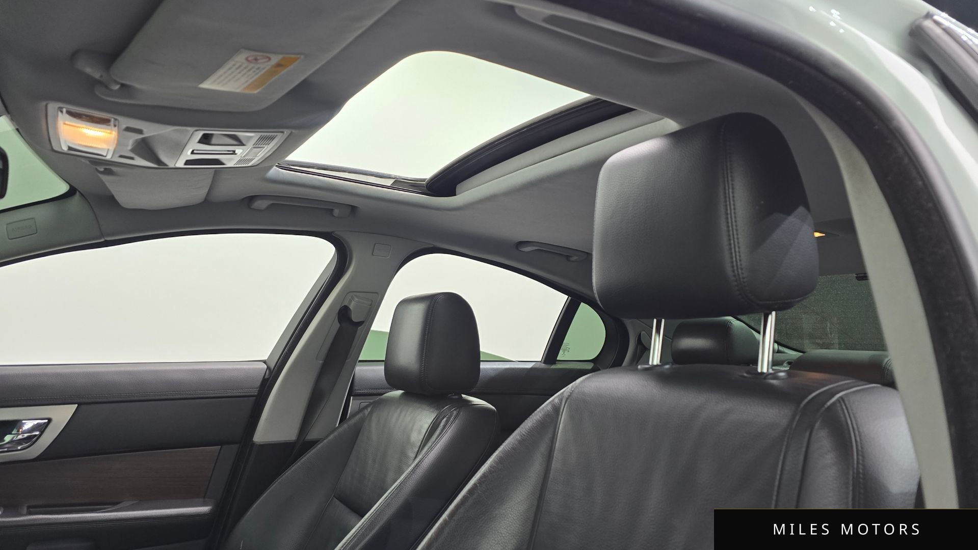 Jaguar New XF 2013 — миниатюра 19