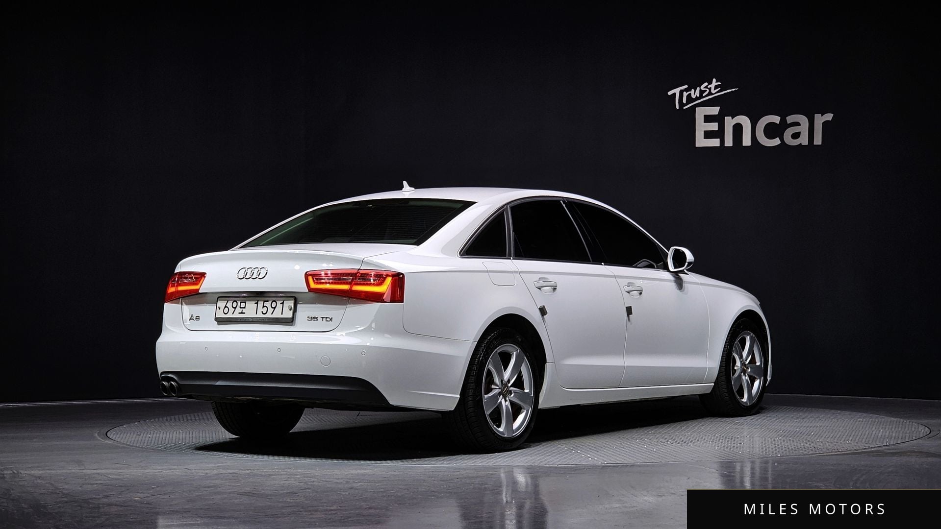 Audi A6 2015 — миниатюра 2