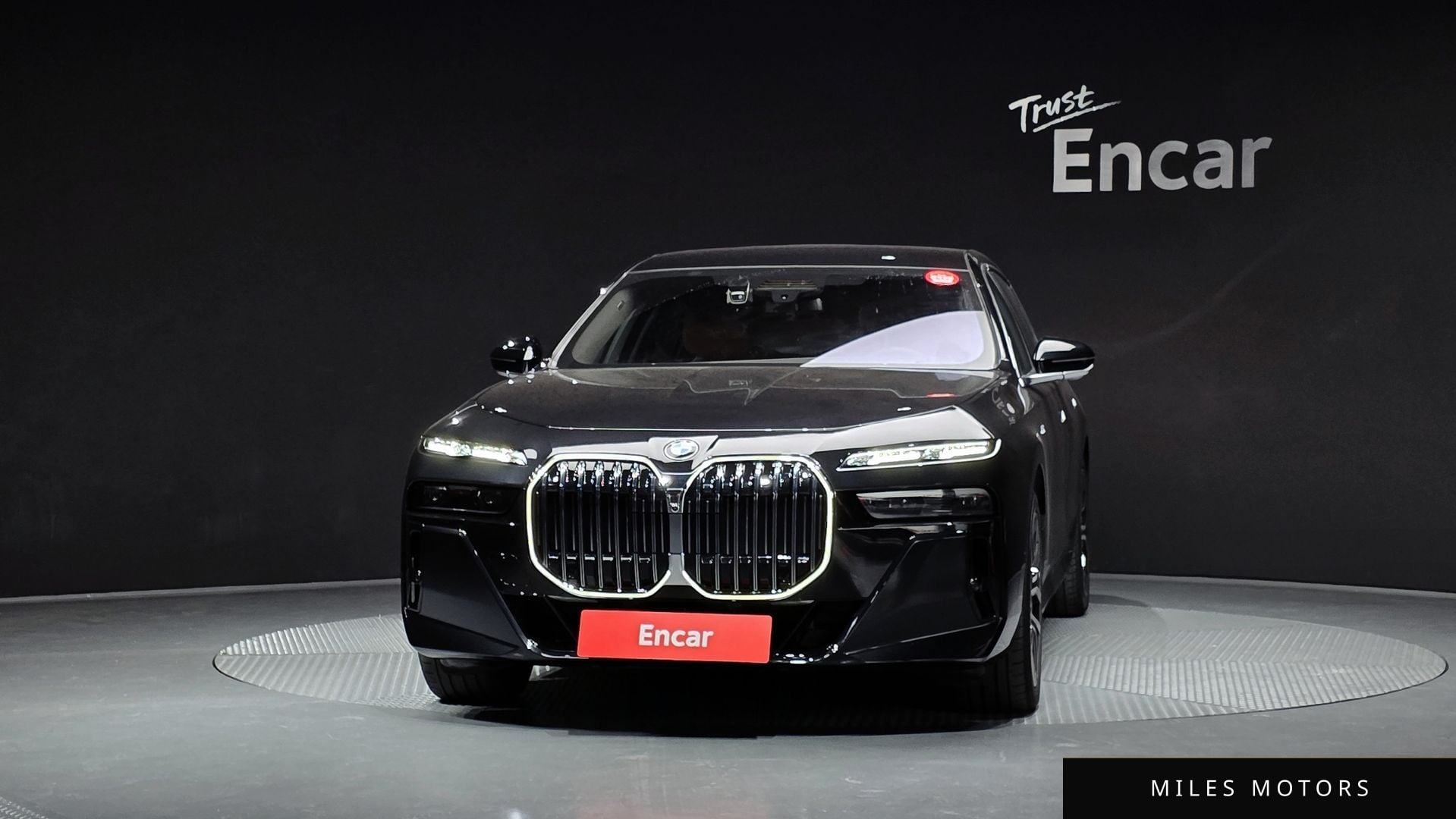 BMW 7시리즈 (G70) 2025 — миниатюра 3