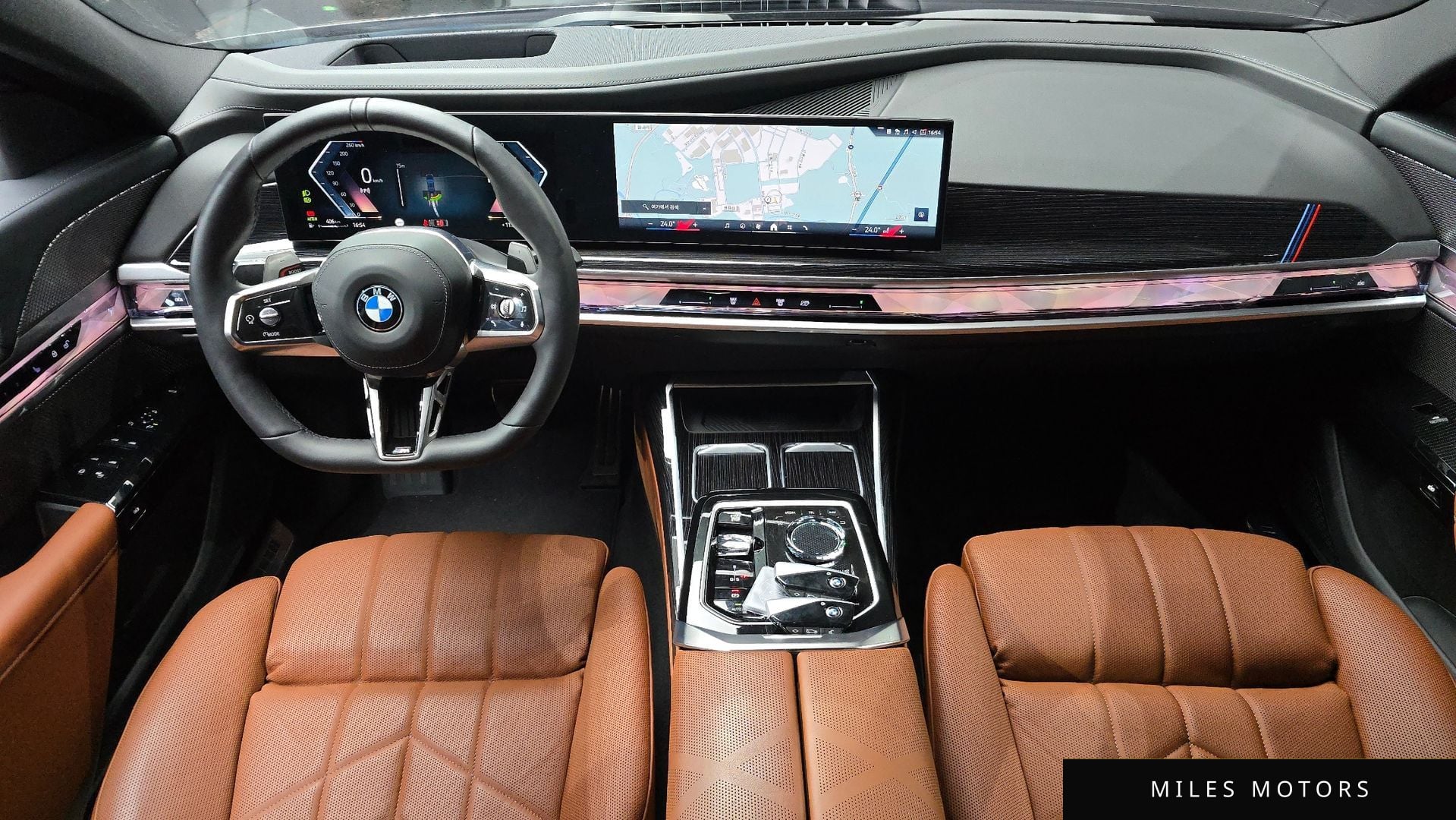 BMW 7시리즈 (G70) 2025 — миниатюра 7