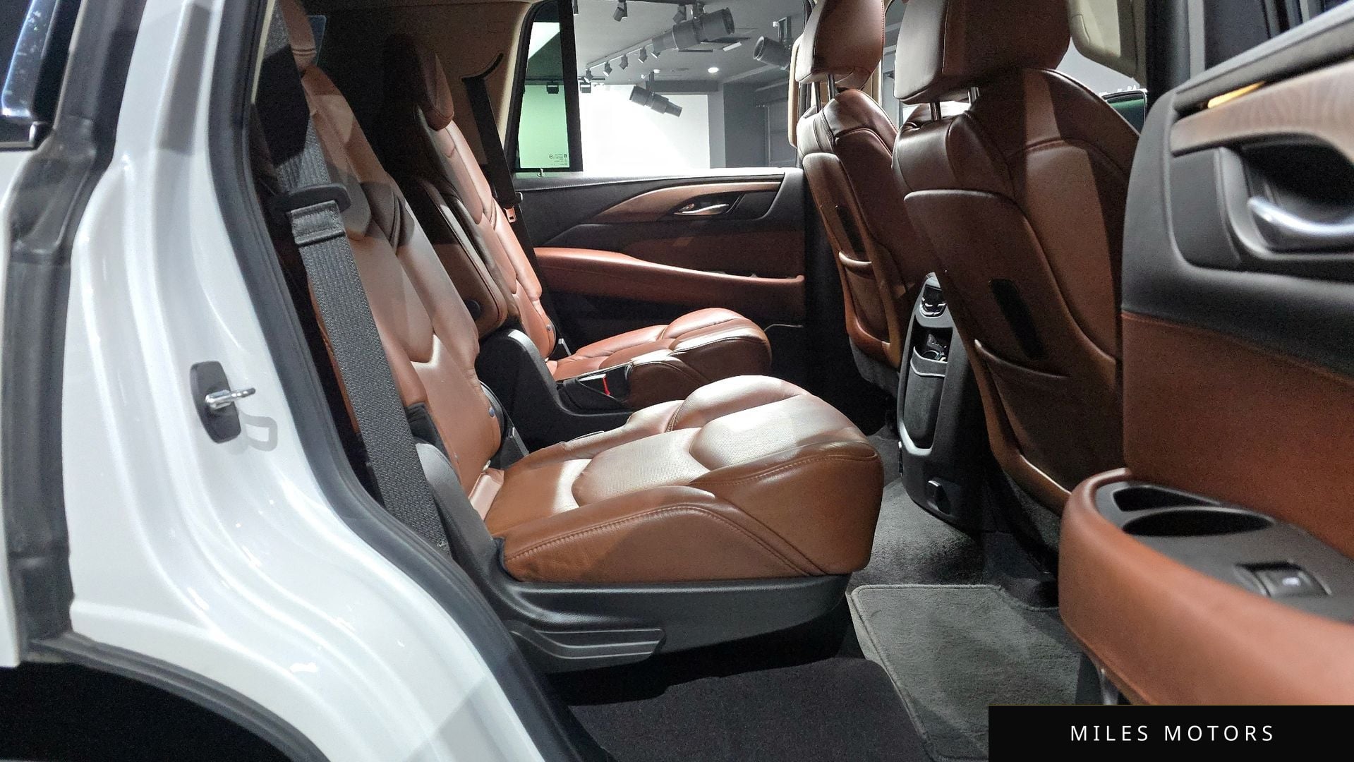 Cadillac Escalade 2020 — миниатюра 12