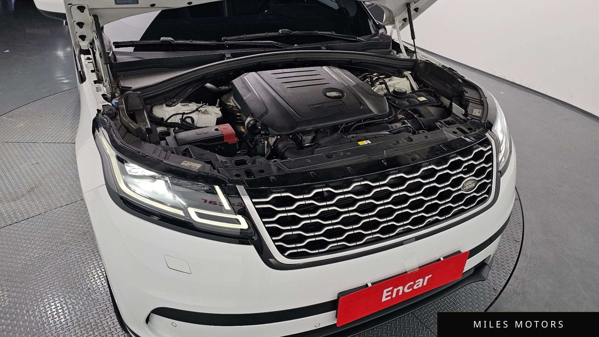 Land Rover Range Rover Velar 2018 — миниатюра 6