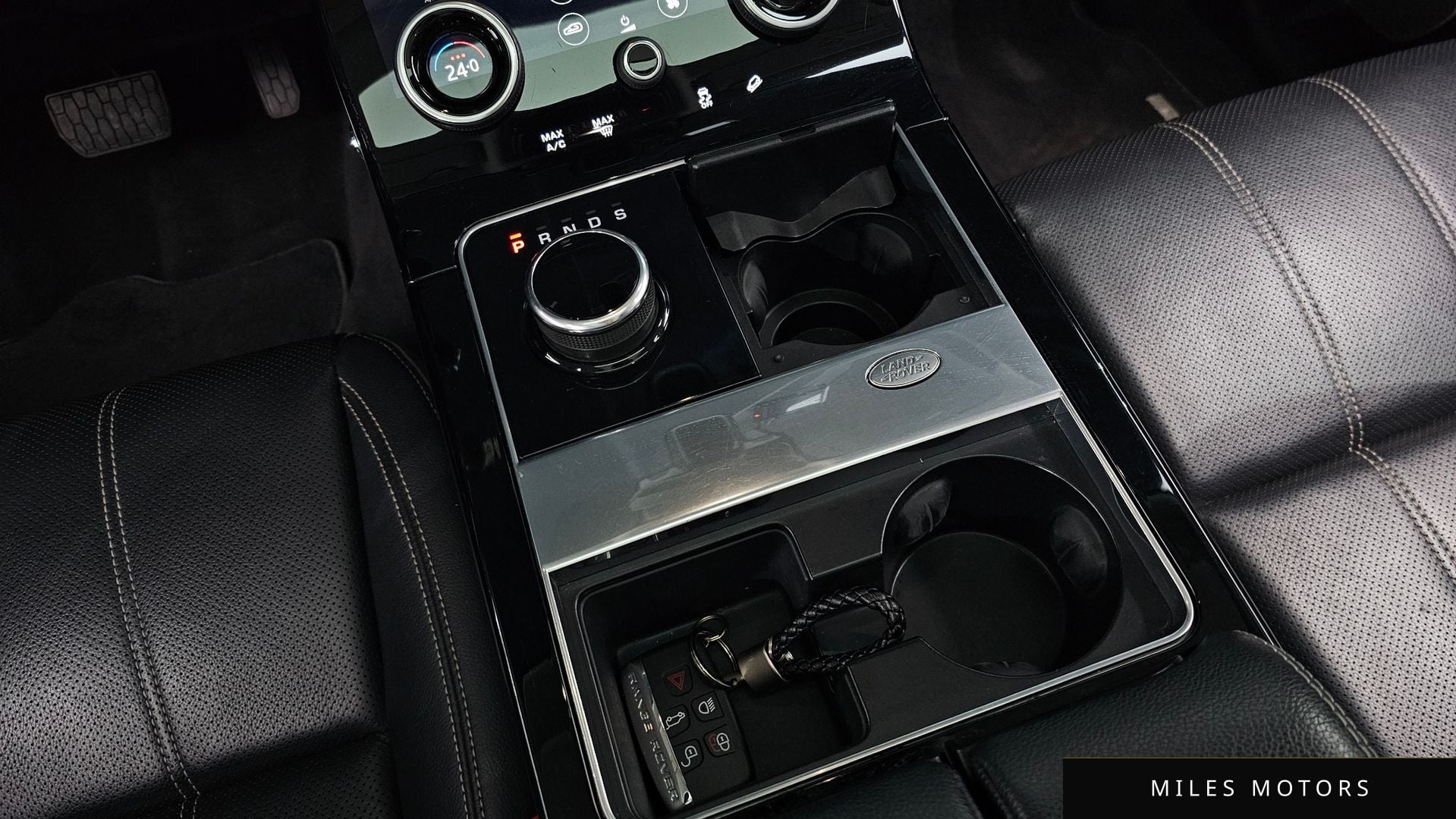 Land Rover Range Rover Velar 2018 — миниатюра 9