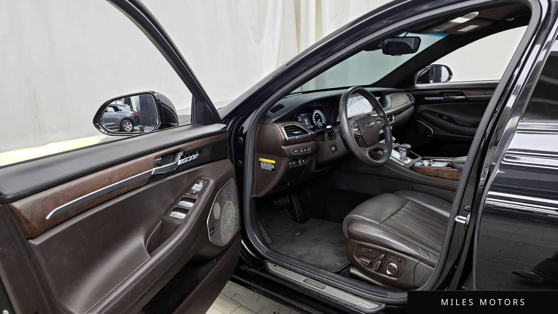 Genesis G90 2021 — миниатюра 9