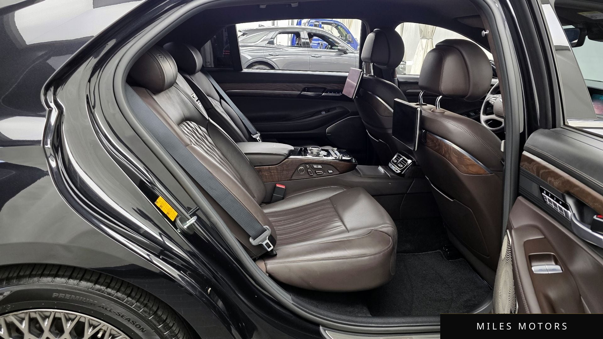 Genesis G90 2021 — миниатюра 12