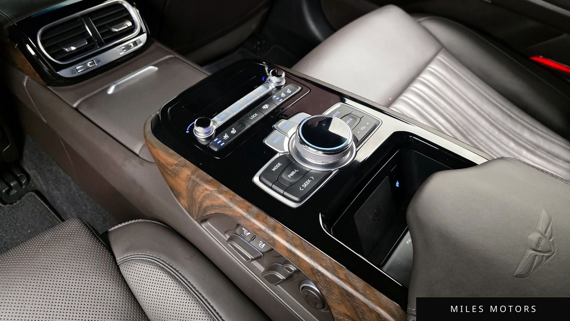 Genesis G90 2021 — миниатюра 19