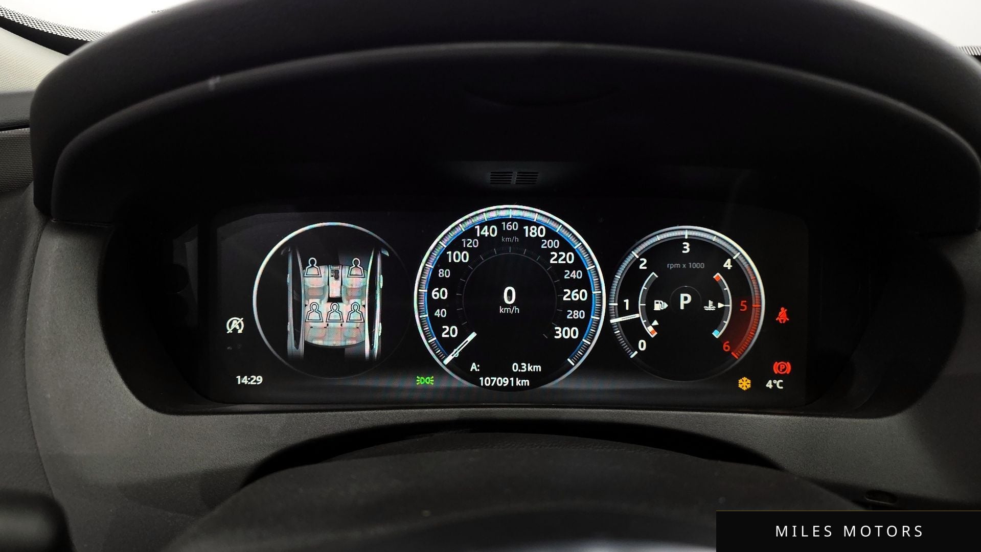 Jaguar XE 2019 — миниатюра 8
