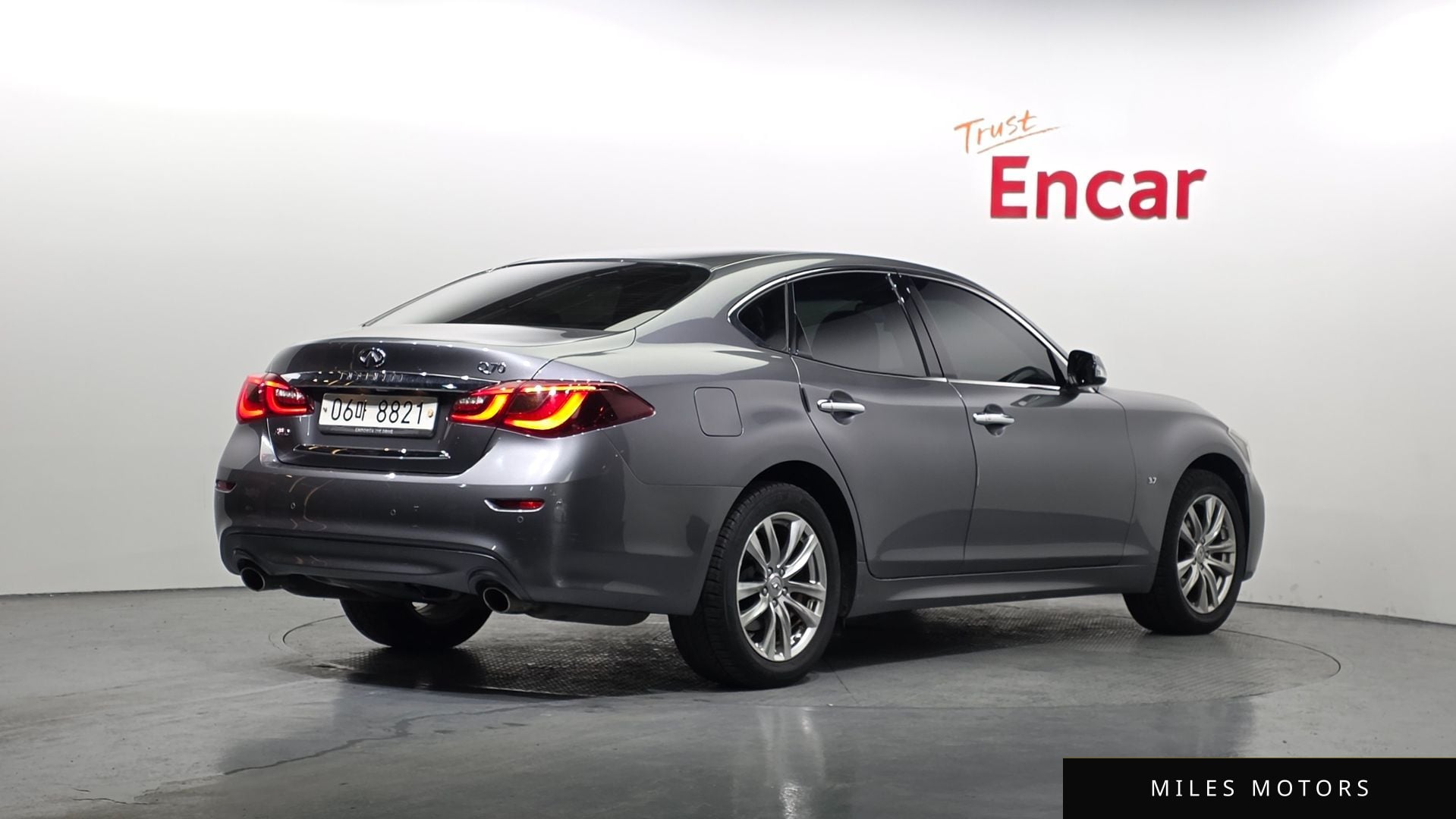 Infiniti Q70 2018 — миниатюра 2