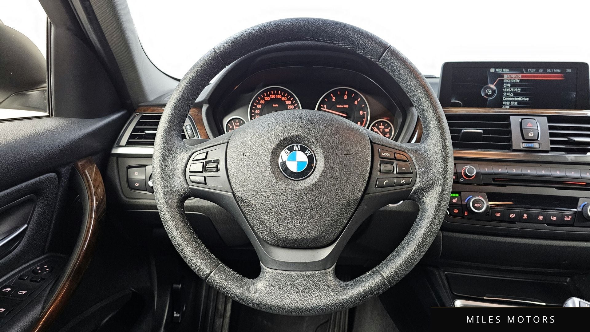 BMW 3 Series (F30) 2015 — миниатюра 13