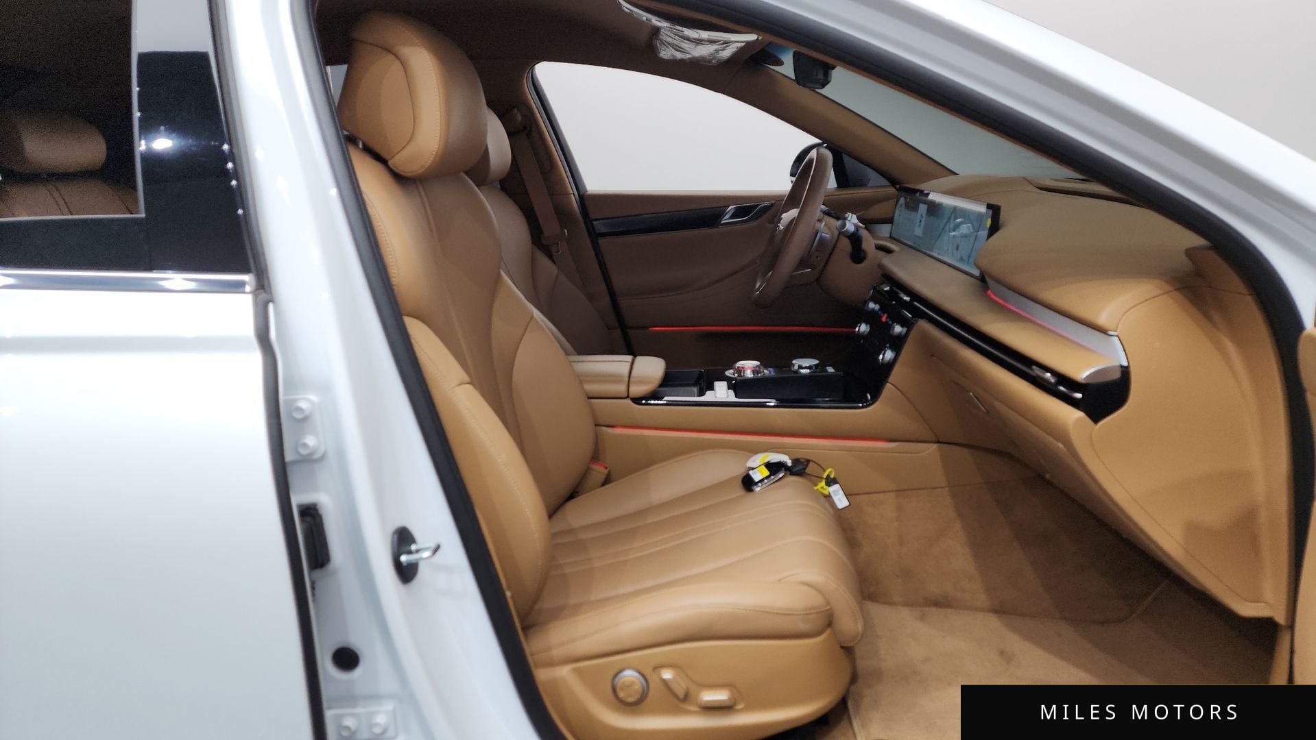 Genesis G80 (RG3) 2025 — миниатюра 11
